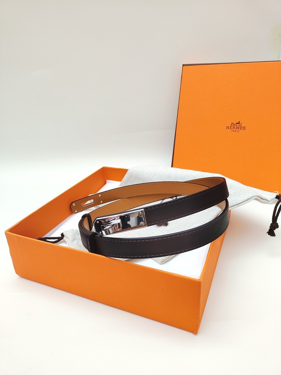 Hermes Kelly Adjustable Women's Leather Belt - Iconic Luxury Style