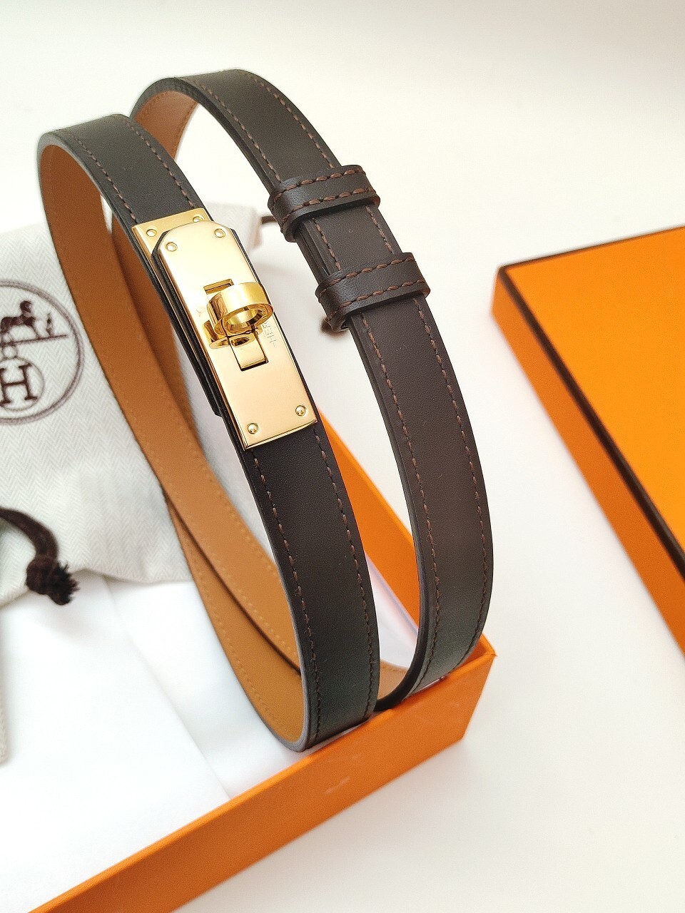 Hermès Kelly 18 Belt - Dark Brown Leather with Gold Hardware