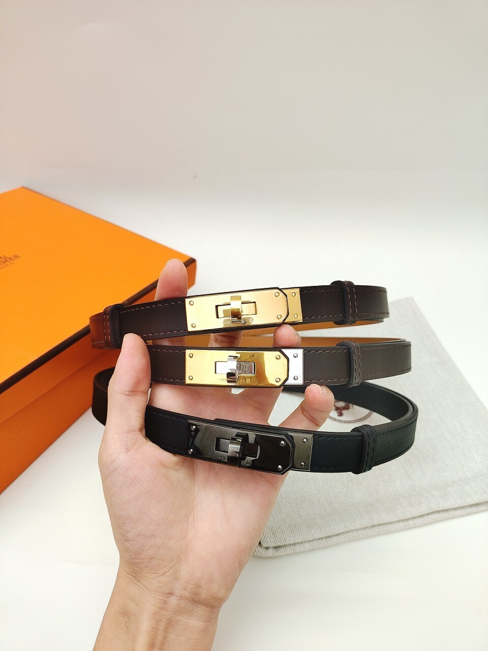 Hermès Kelly Belt 18mm Dark Brown Leather with Gold-Plated Buckle
