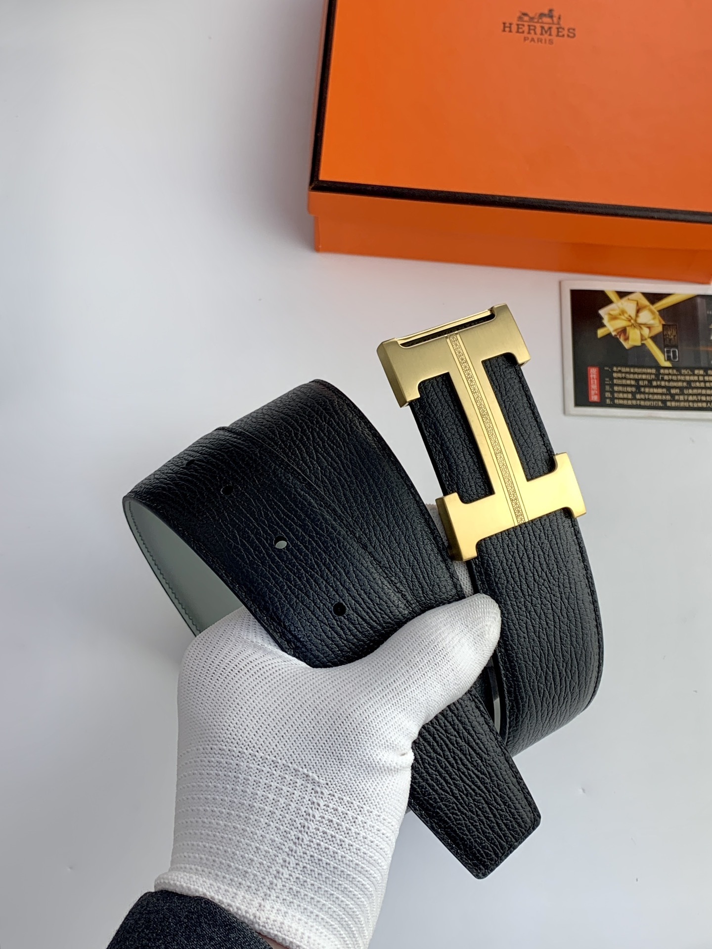 Hermes Men's Luxury Belt with Gold H Buckle - Classic Black Leather