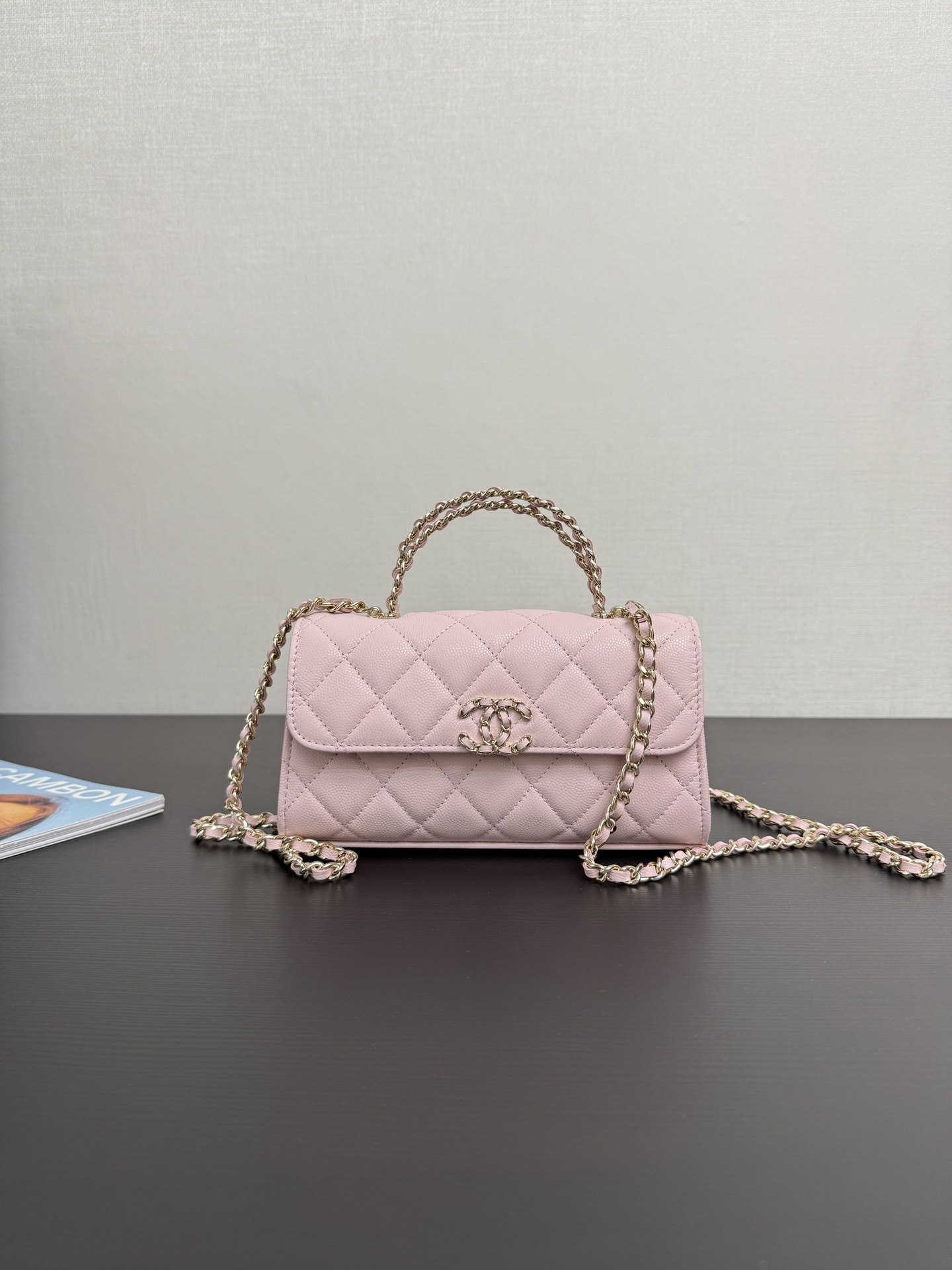 Chanel Clutch with chain – Grained shiny calfskin & gold-tone pink