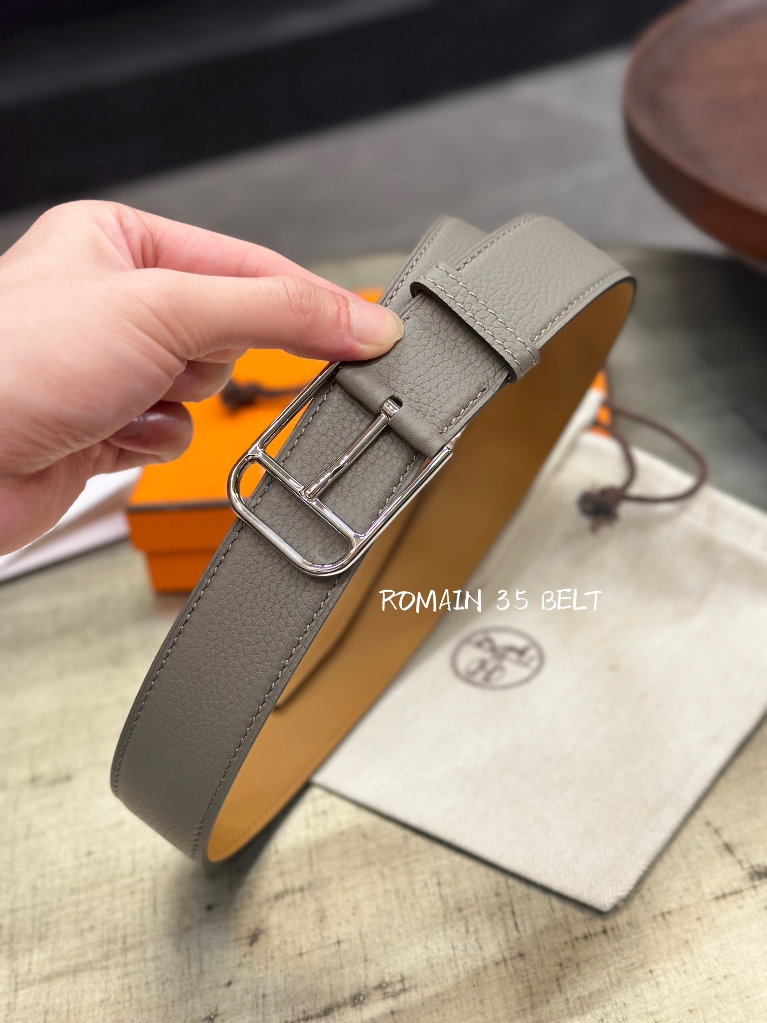 Hermès Romain 35 Belt in Grey Leather with Silver Buckle