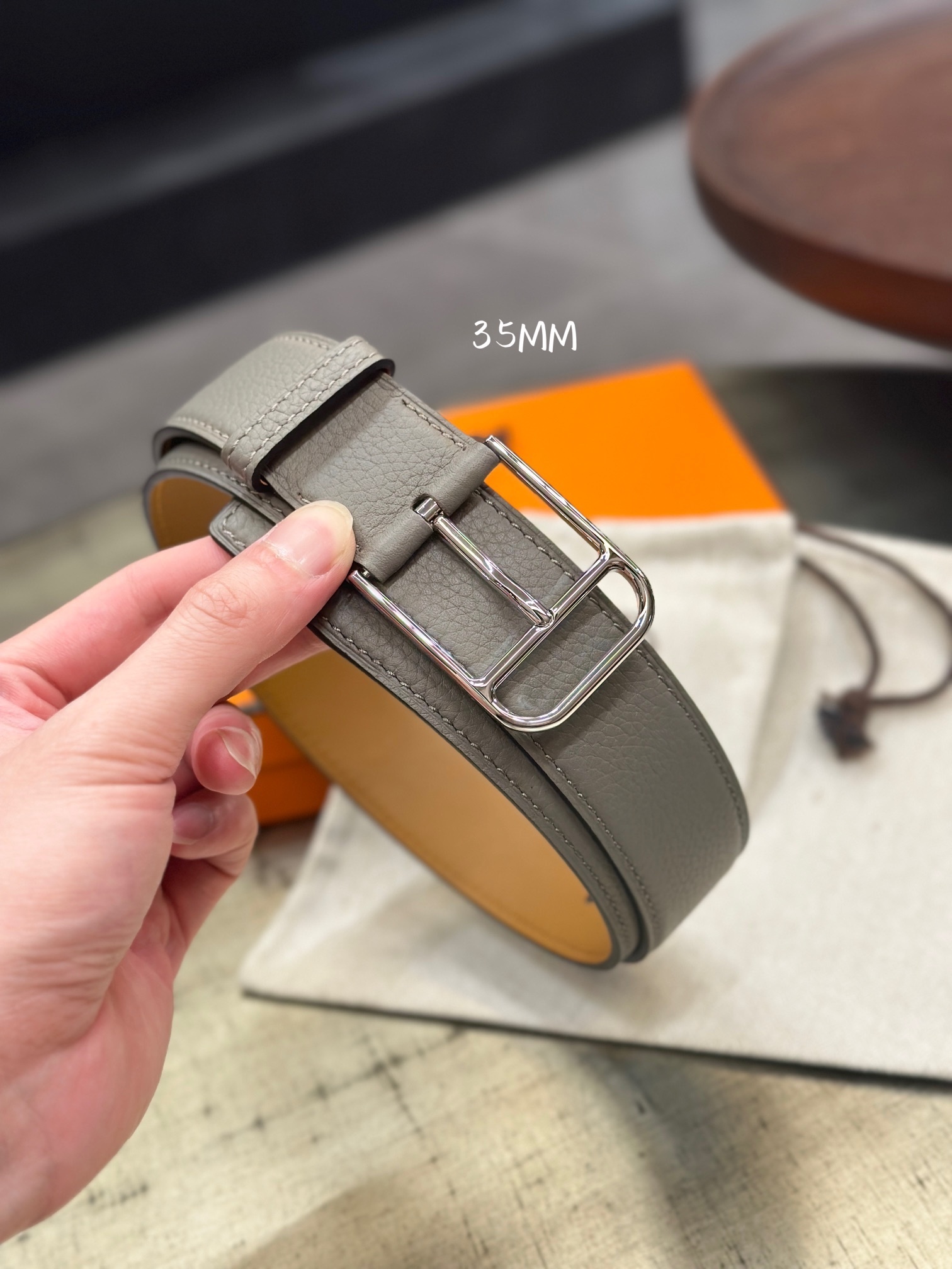 Hermès Romain 35 Belt in Grey Leather with Silver Buckle