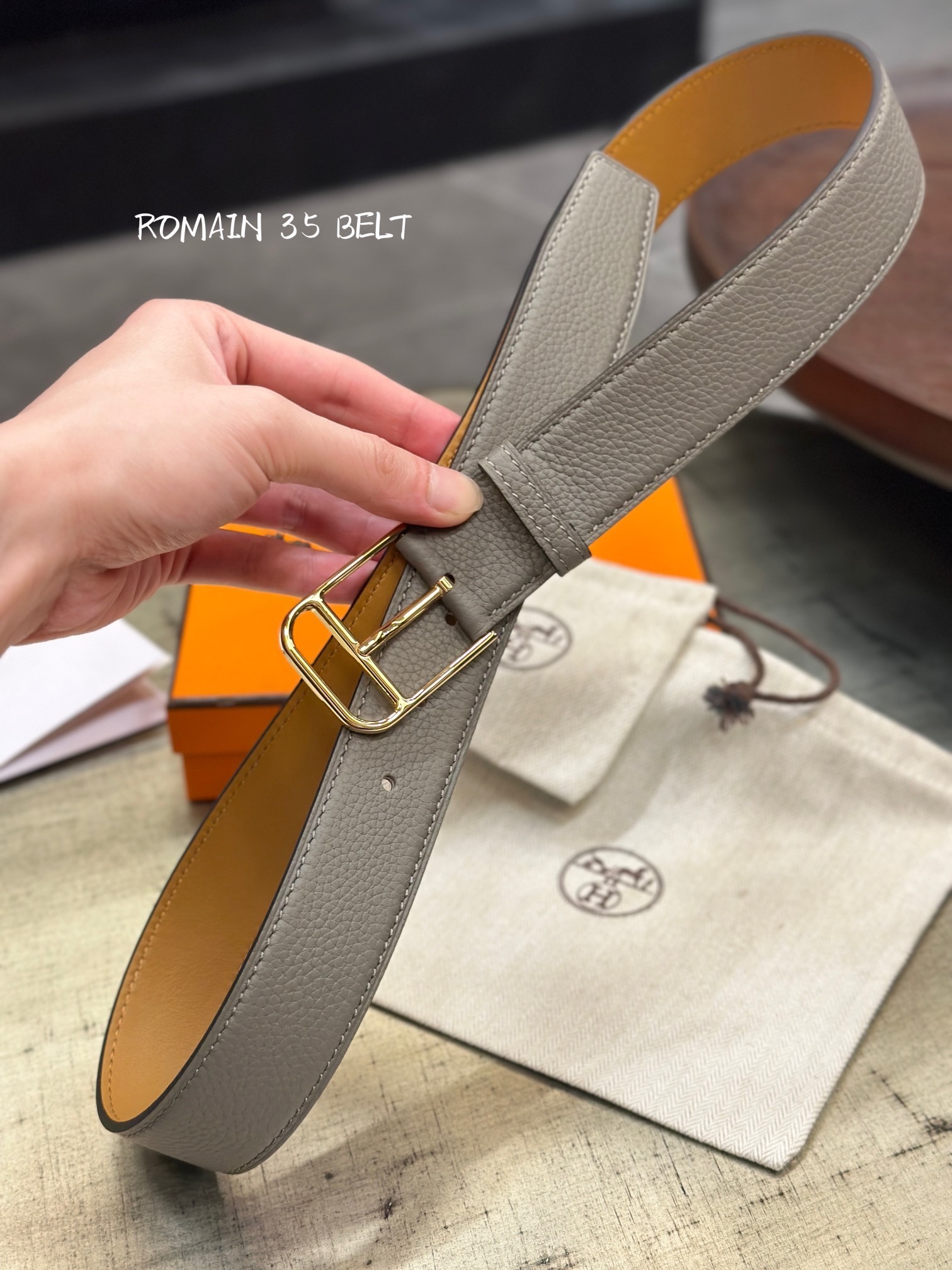 Hermès Romain 35 Belt - Luxury Grained Leather in Grey