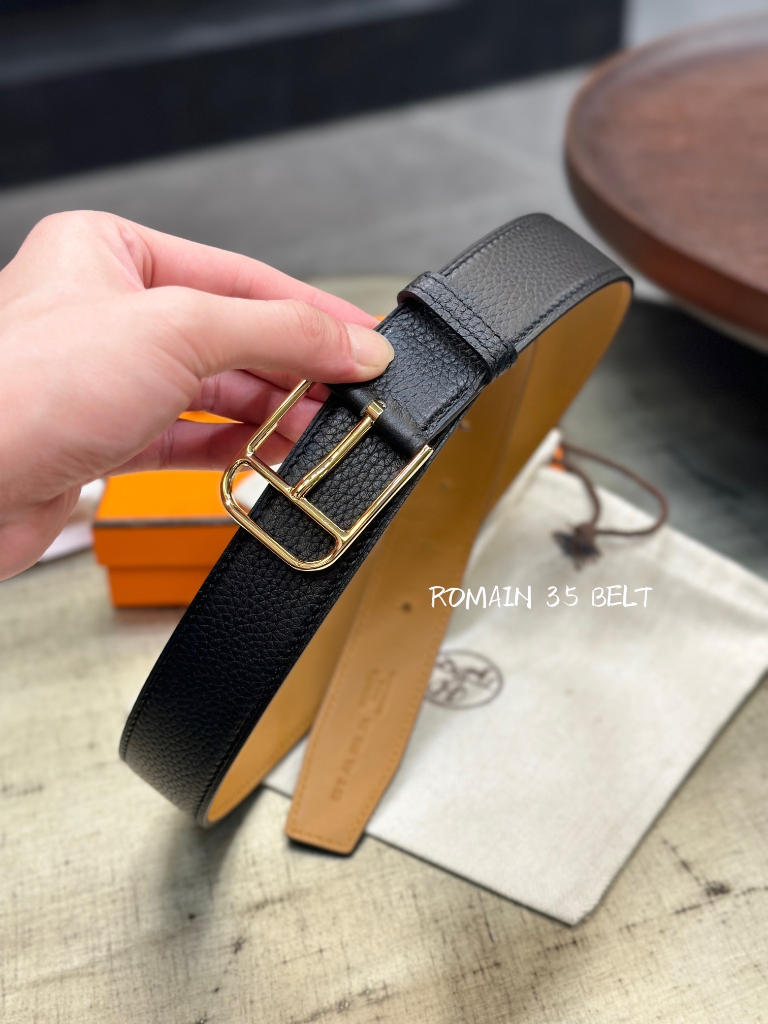 Luxury Hermès Romain 35 Leather Belt - Black with Gold Buckle
