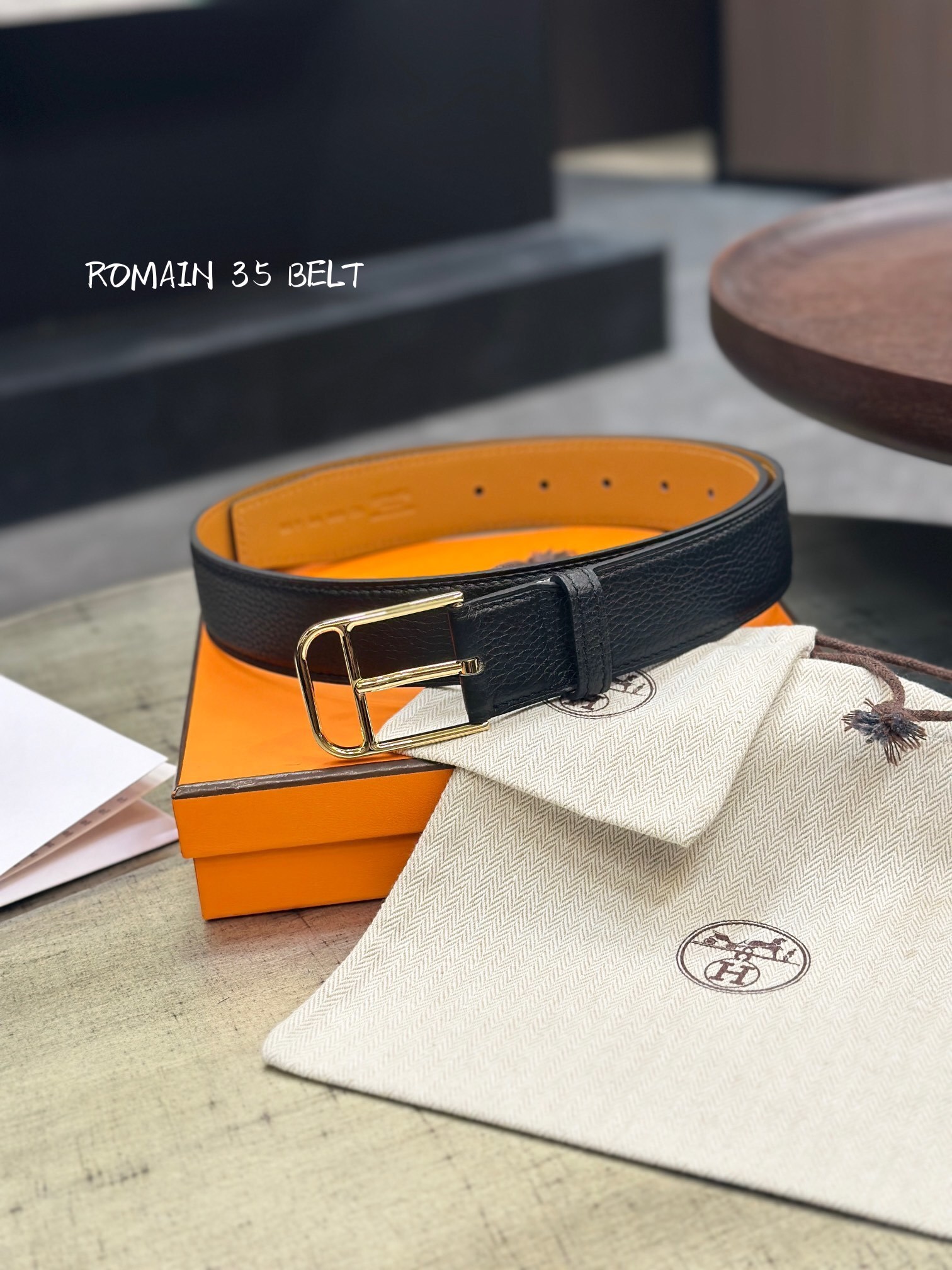 Luxury Hermès Romain 35 Leather Belt – Black with Gold Buckle