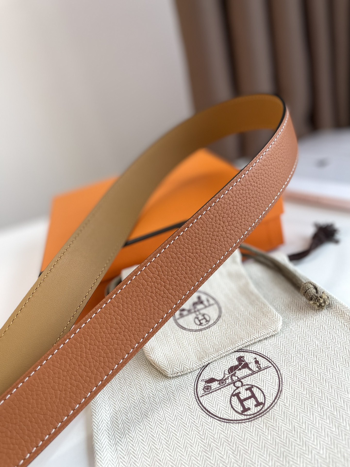 Men's Green and Yellow Gradient Ombré Crew Neck Sweater