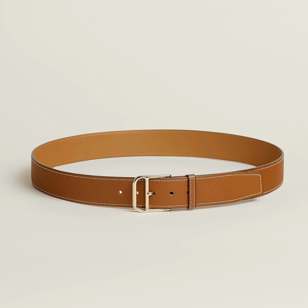 Classic Brown Pebbled Leather Belt with Polished Gold Buckle