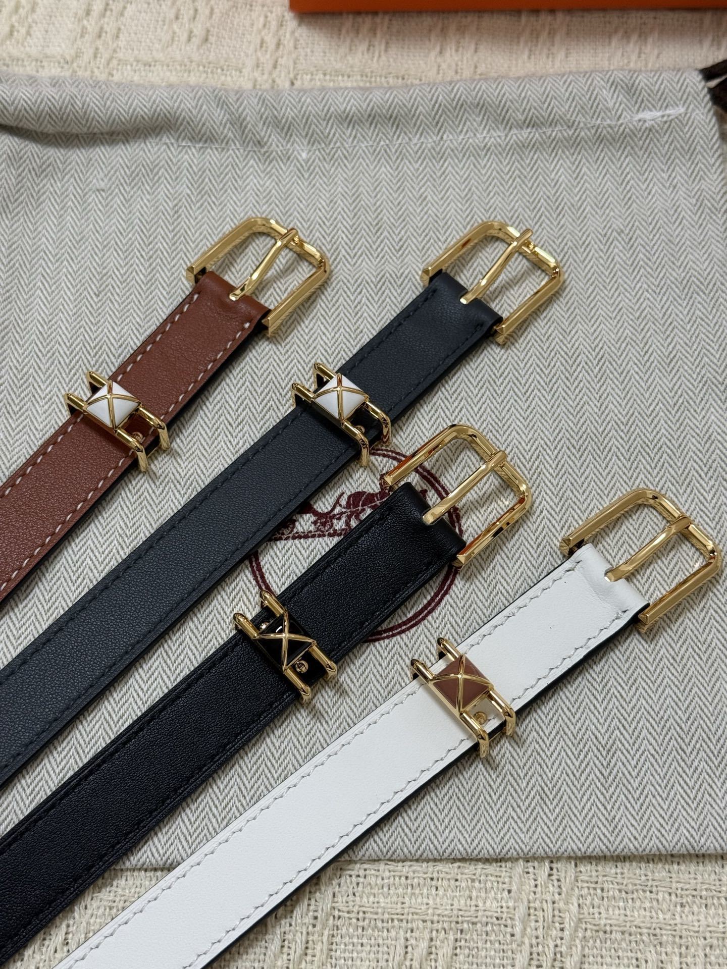 Hermès Kelly 18 Belt - Reversible Epsom Leather Gold Buckle