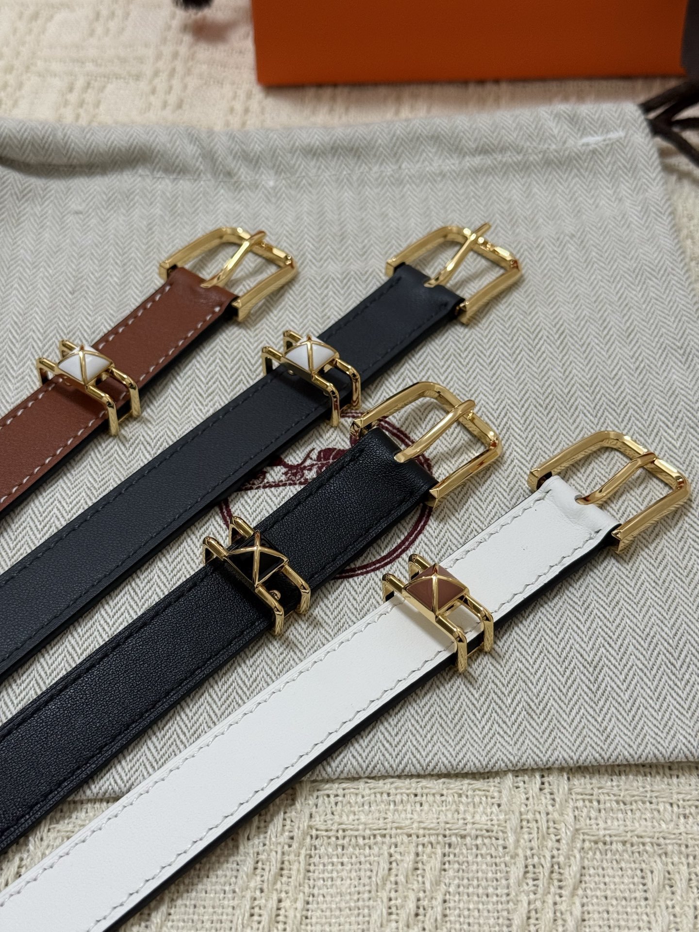 Hermès Kelly 18 Belt - Reversible Epsom Leather Gold Buckle