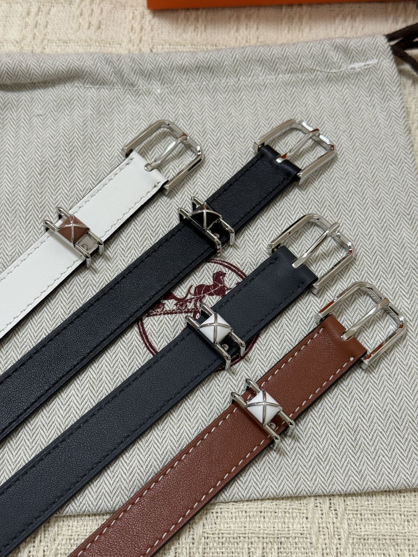 Hermès Kelly 18 Belt - Reversible Epsom Leather Gold Buckle
