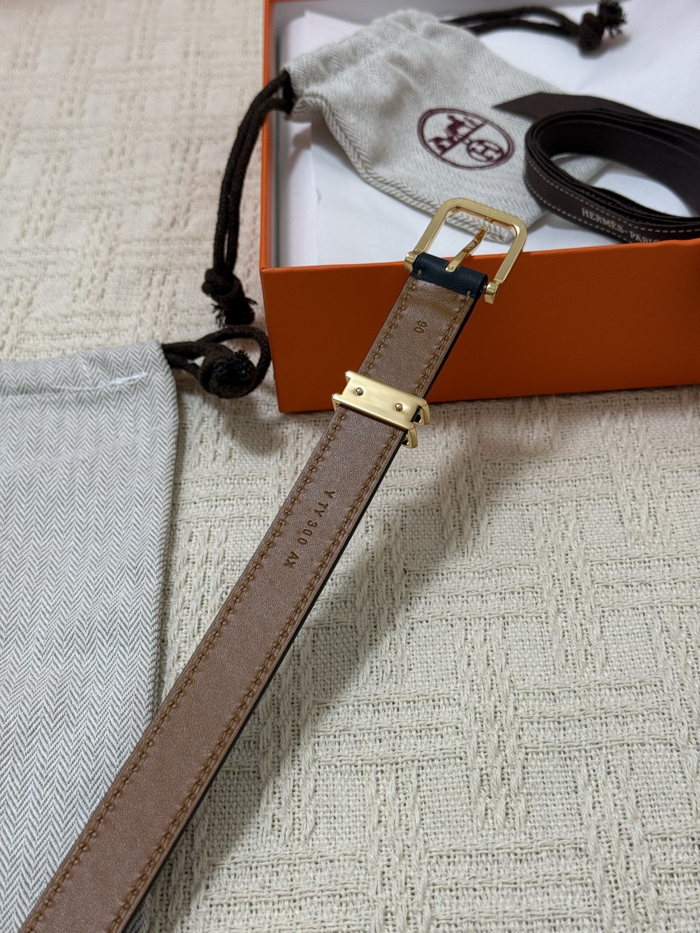 Luxury Hermes Leather Belt for Women - Gold Buckle Black/Brown