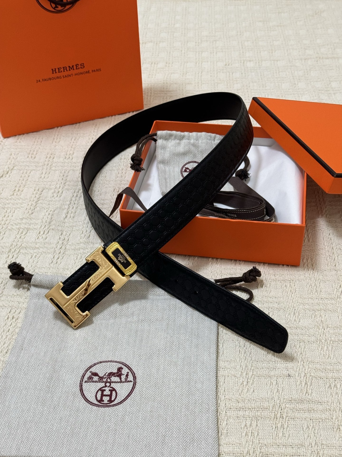 Premium Men’s Designer Leather Belt with Gold H Buckle