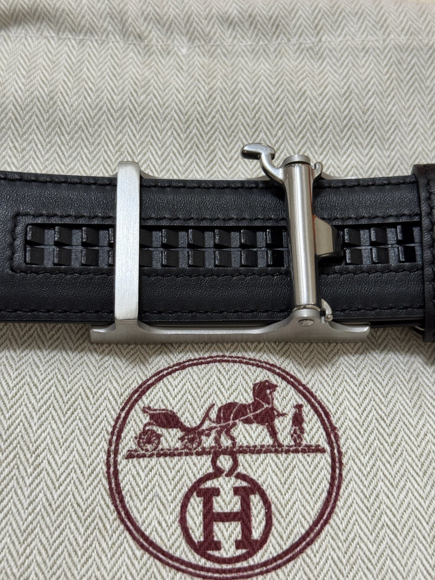 Hermes Men's Premium Black Leather Belt with Silver H Buckle