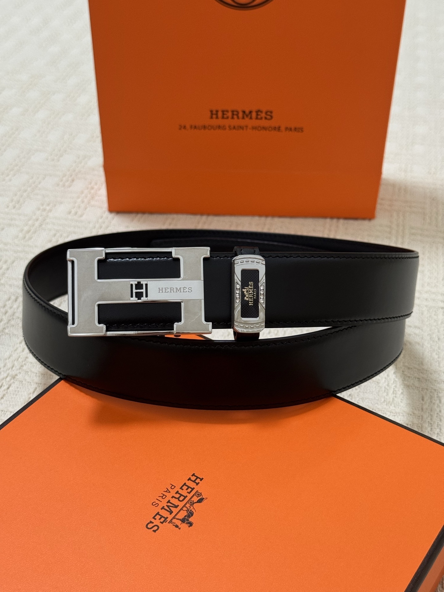 Hermes Men's Premium Black Leather Belt with Silver H Buckle