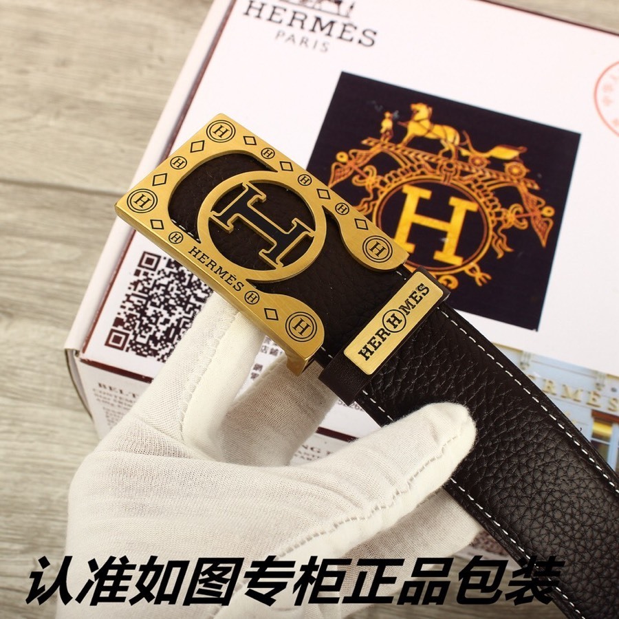 Hermes Men's Premium Pebbled Leather Belt with Gold H Buckle