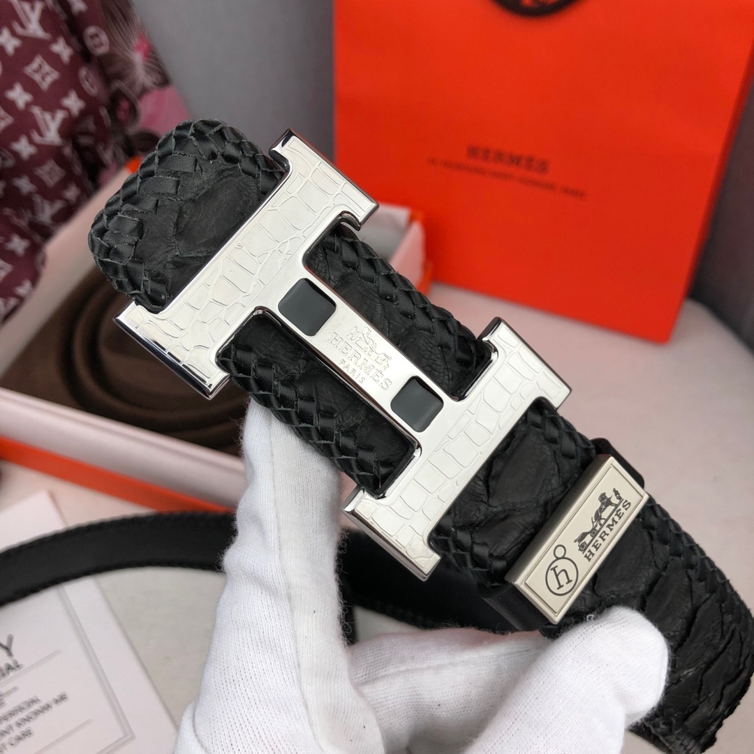Hermes Men's Black Textured Crocodile Belt with Silver H Buckle