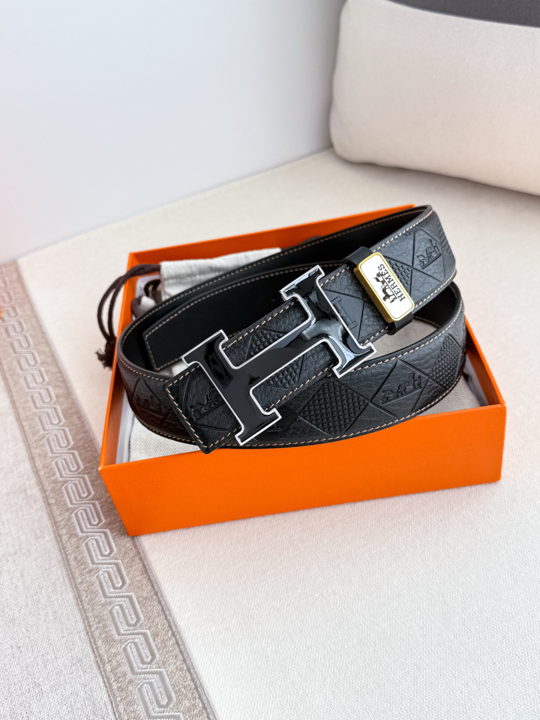 Hermès Men’s Black Embossed Leather Belt with Iconic H Buckle