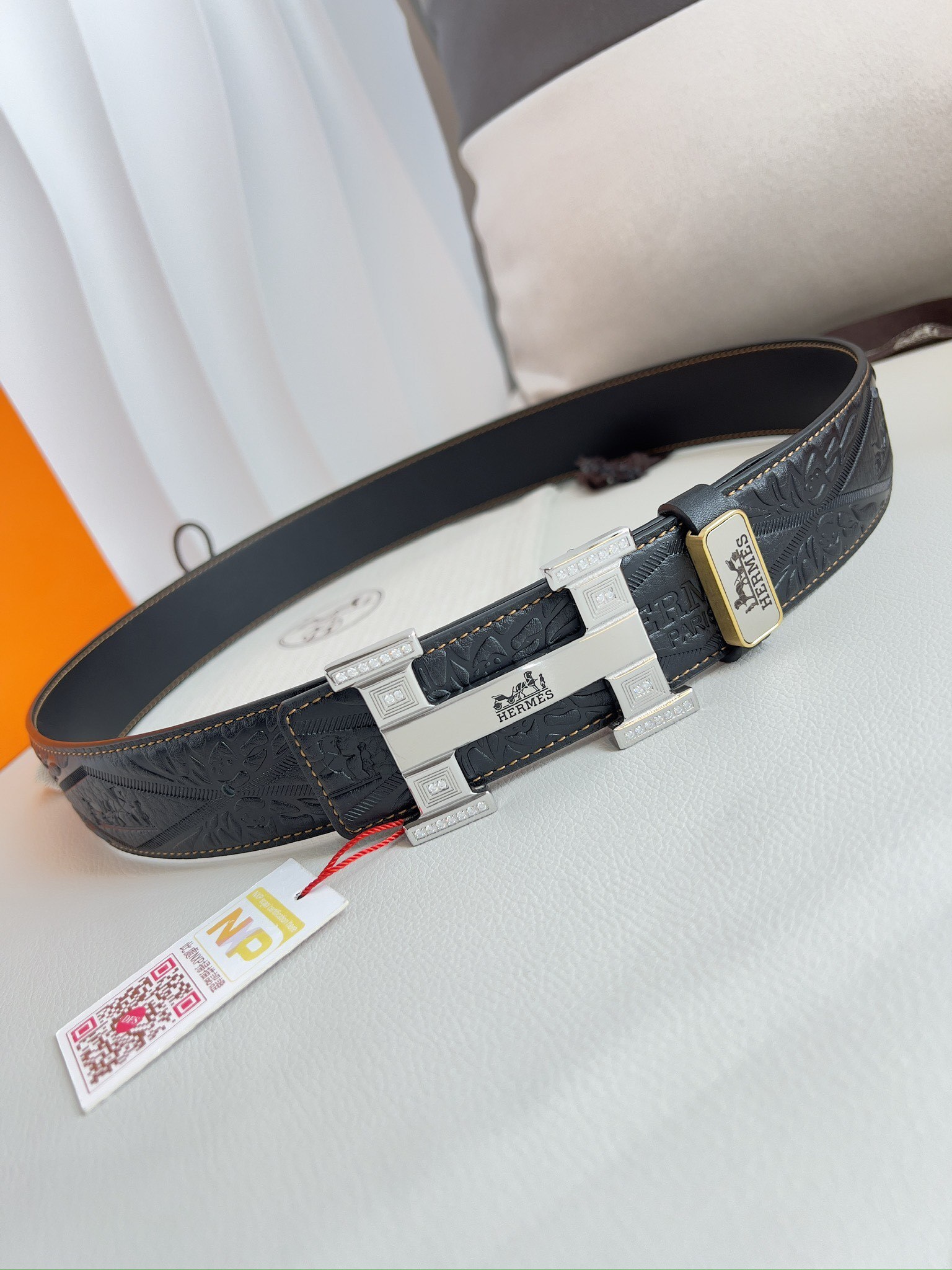 Hermès Black Embossed Leather Belt - Gold H Buckle with Crystals