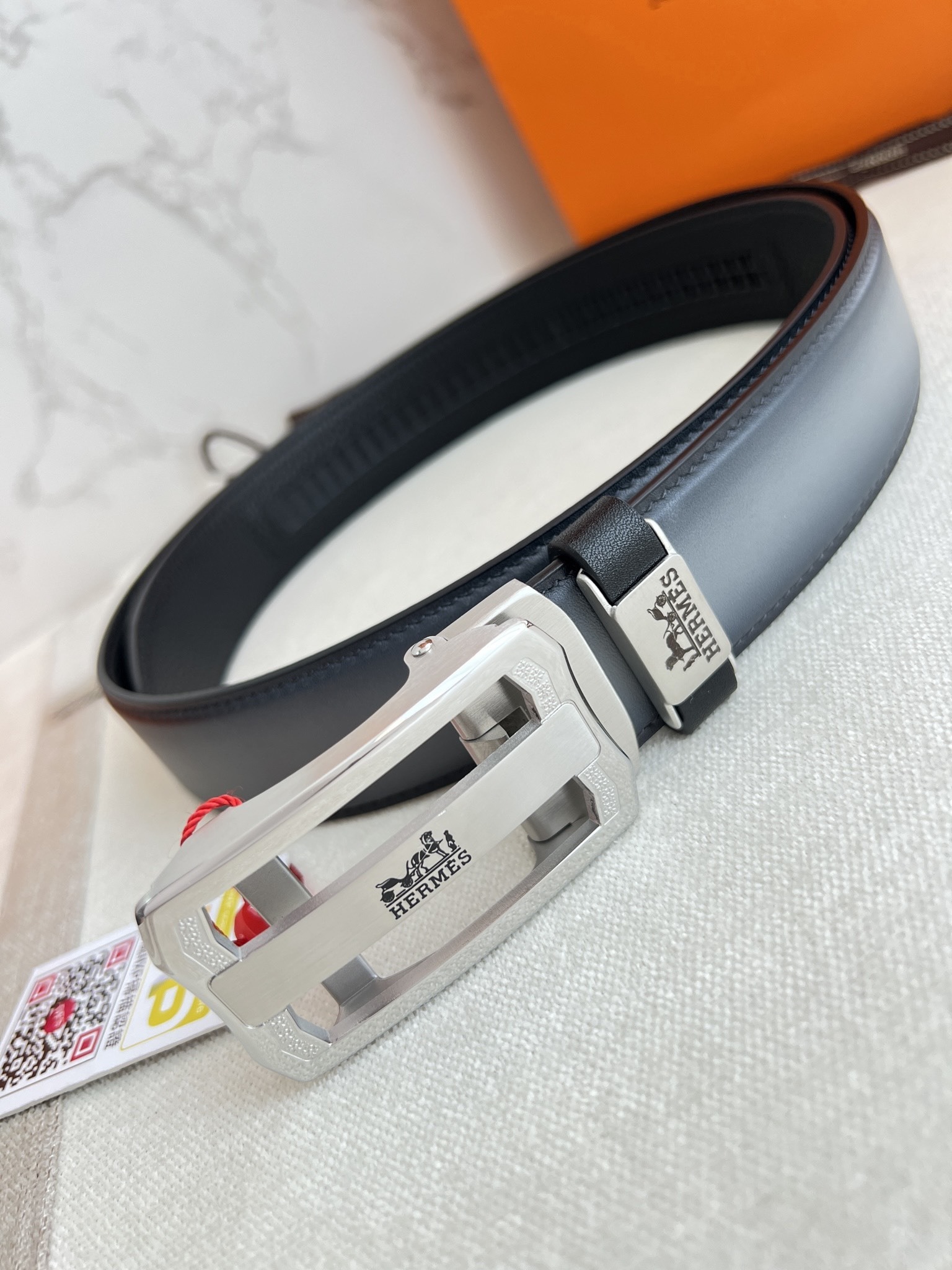 Luxury Hermes Men's Leather Belt with Automatic Silver Buckle