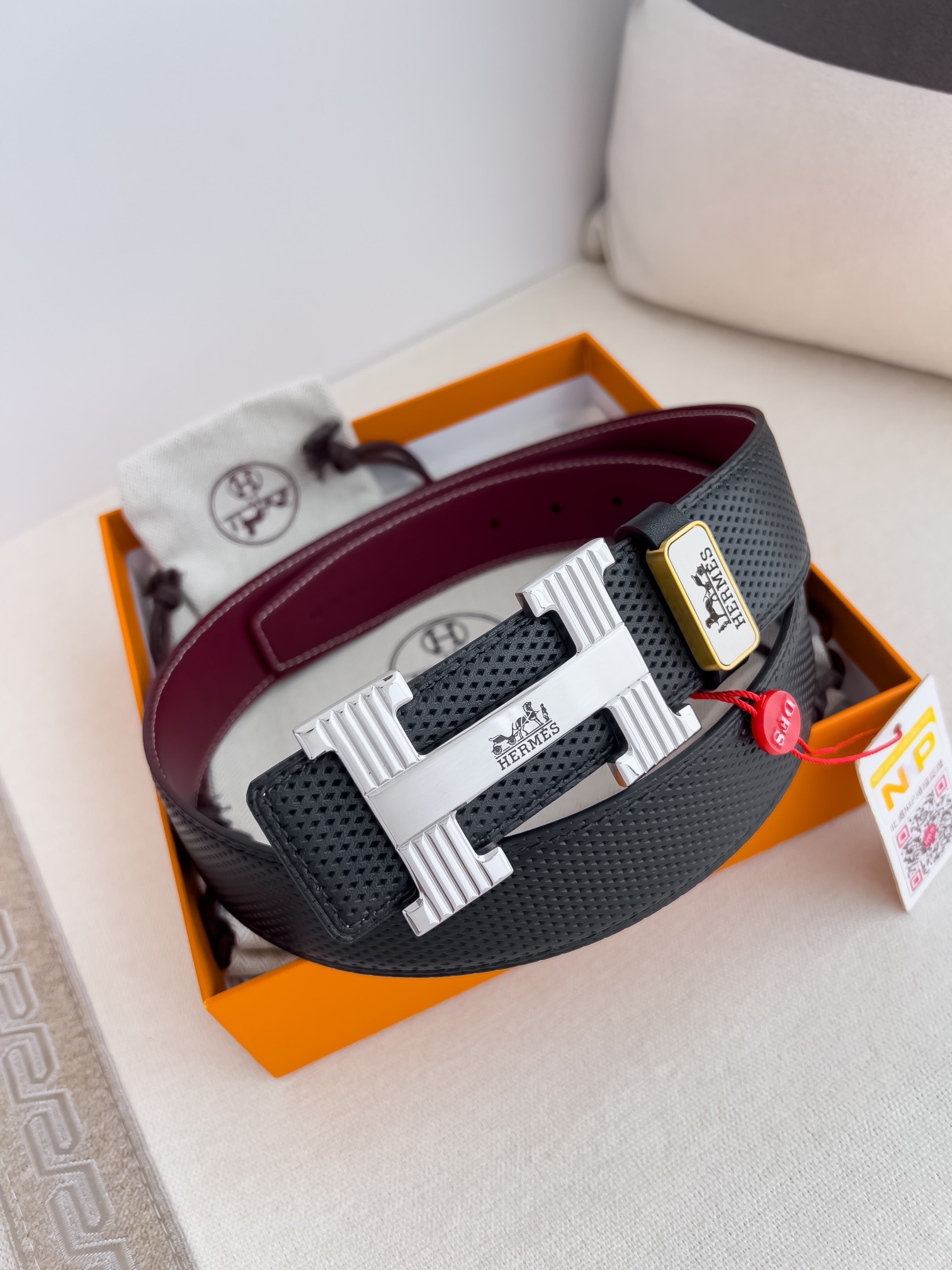 Hermès Men's Leather Belt with Gold Textured H Buckle