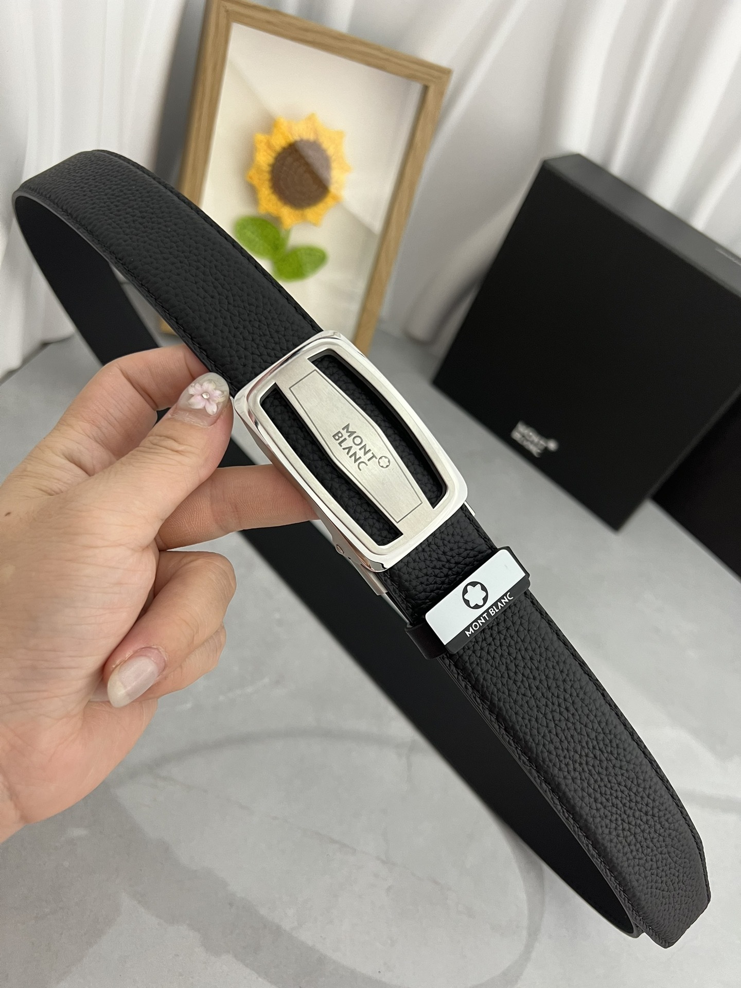 Montblanc Men's Luxury Black Grained Leather Belt - Automatic Buckle