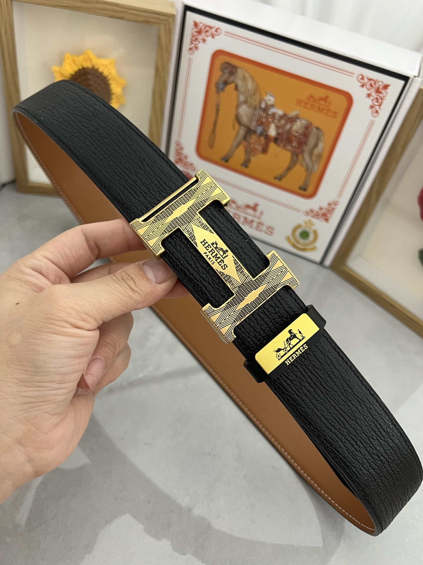 Hermes Men's Reversible Leather Belt with Engraved H Buckle