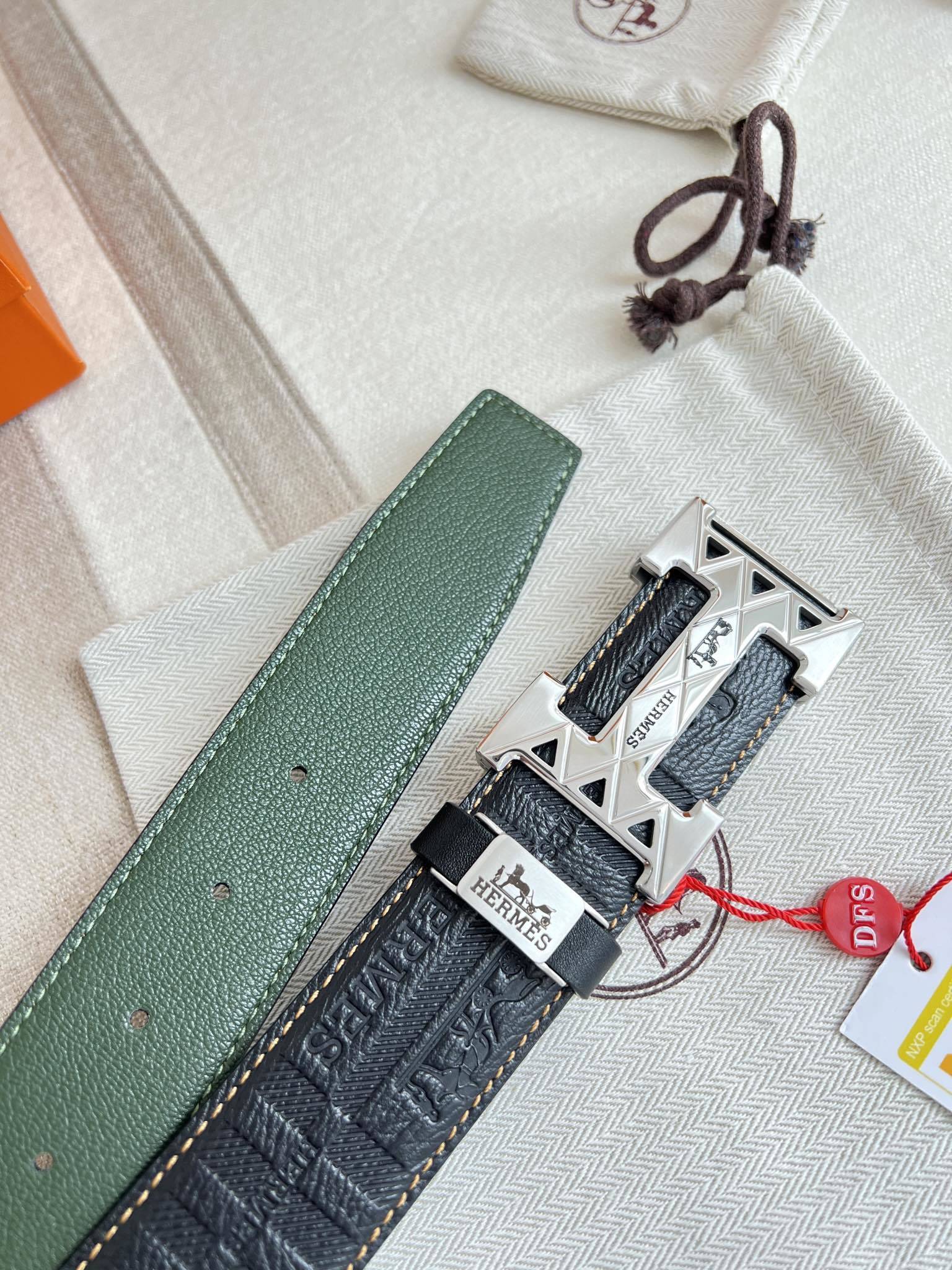 Hermes Premium Men's Leather Belt - Embossed Design & Silver H Buckle