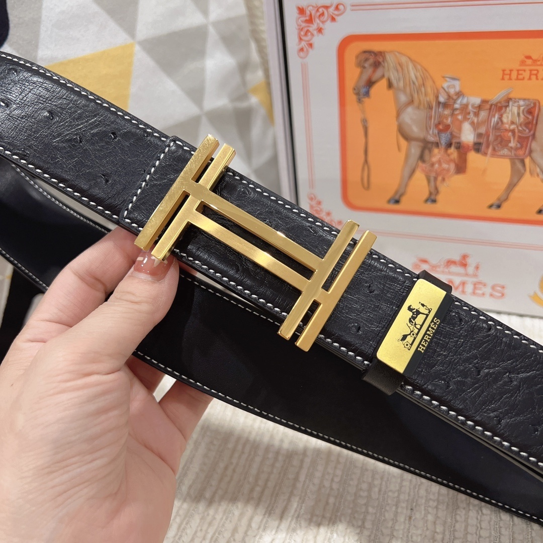 Hermès Men's Black Leather Belt with Iconic Gold H Buckle