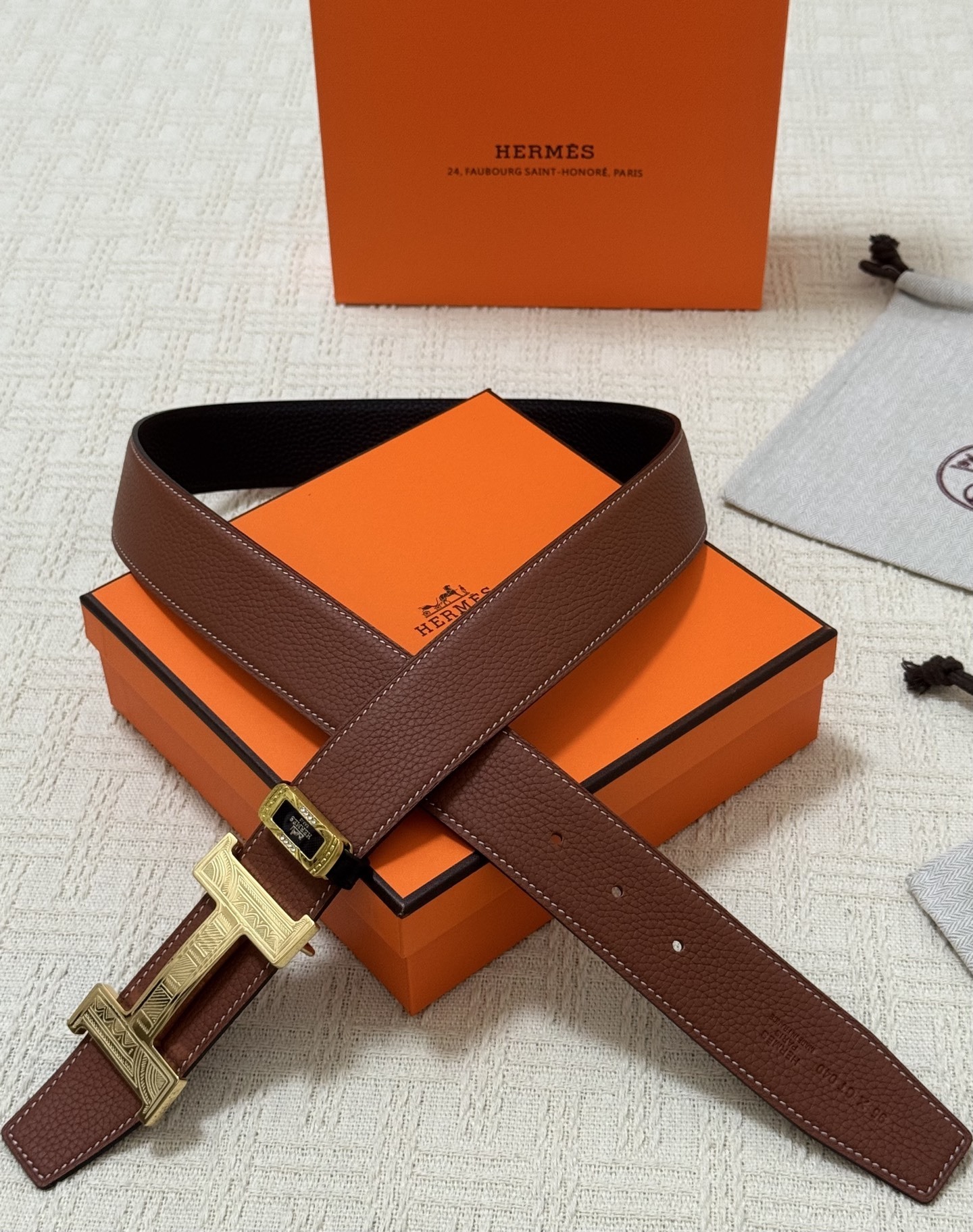 Hermes Reversible Leather Belt with Engraved Gold H Buckle