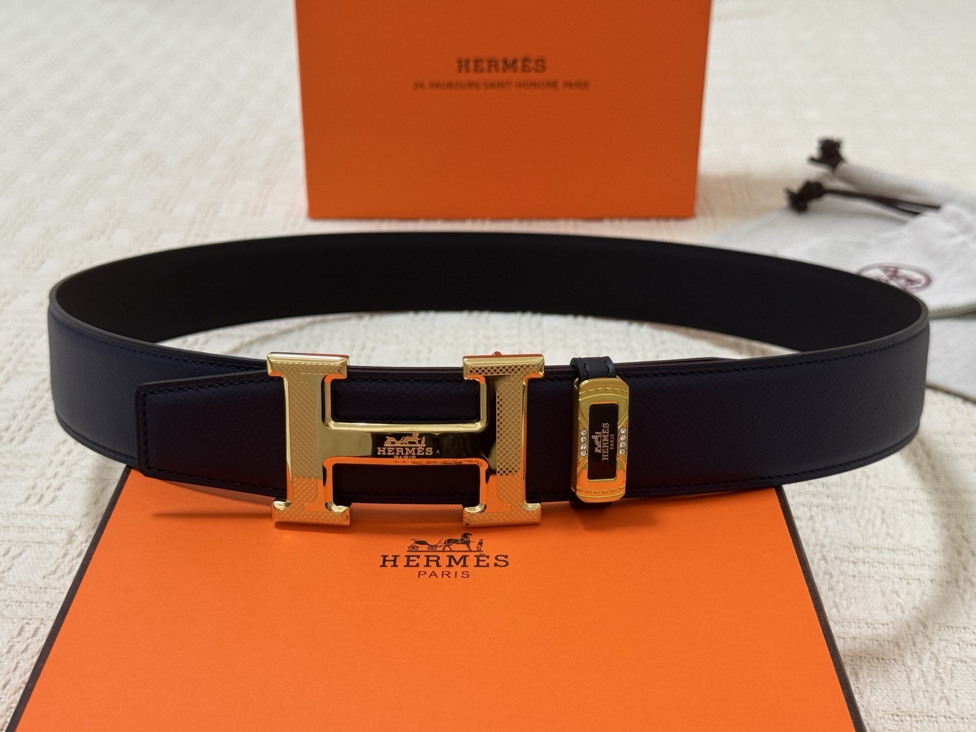 Hermes Luxury Navy Leather Belt with Gold Textured H Buckle