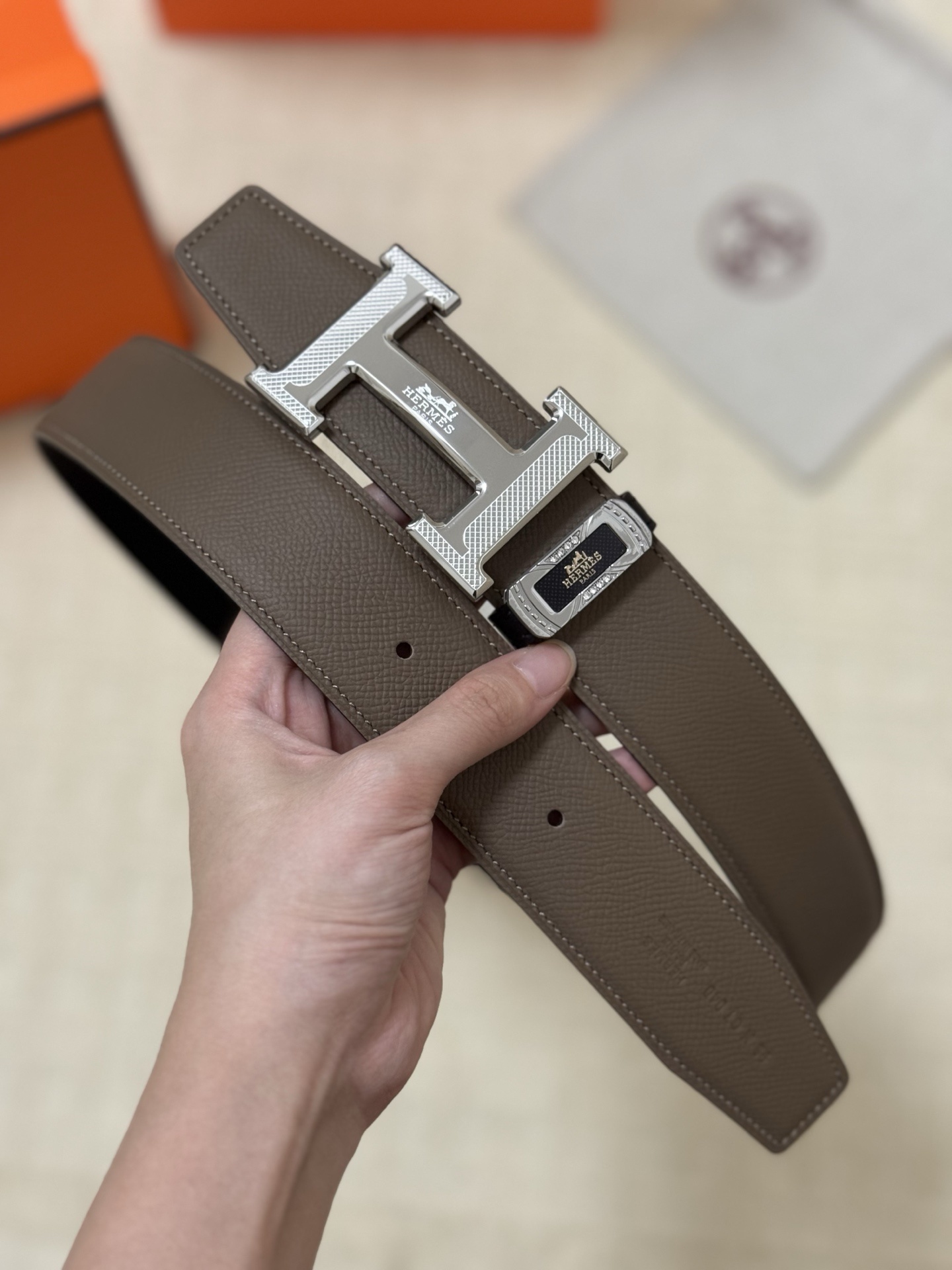 Hermès Men's H Buckle Leather Belt - Brown & Silver Luxury Accessory