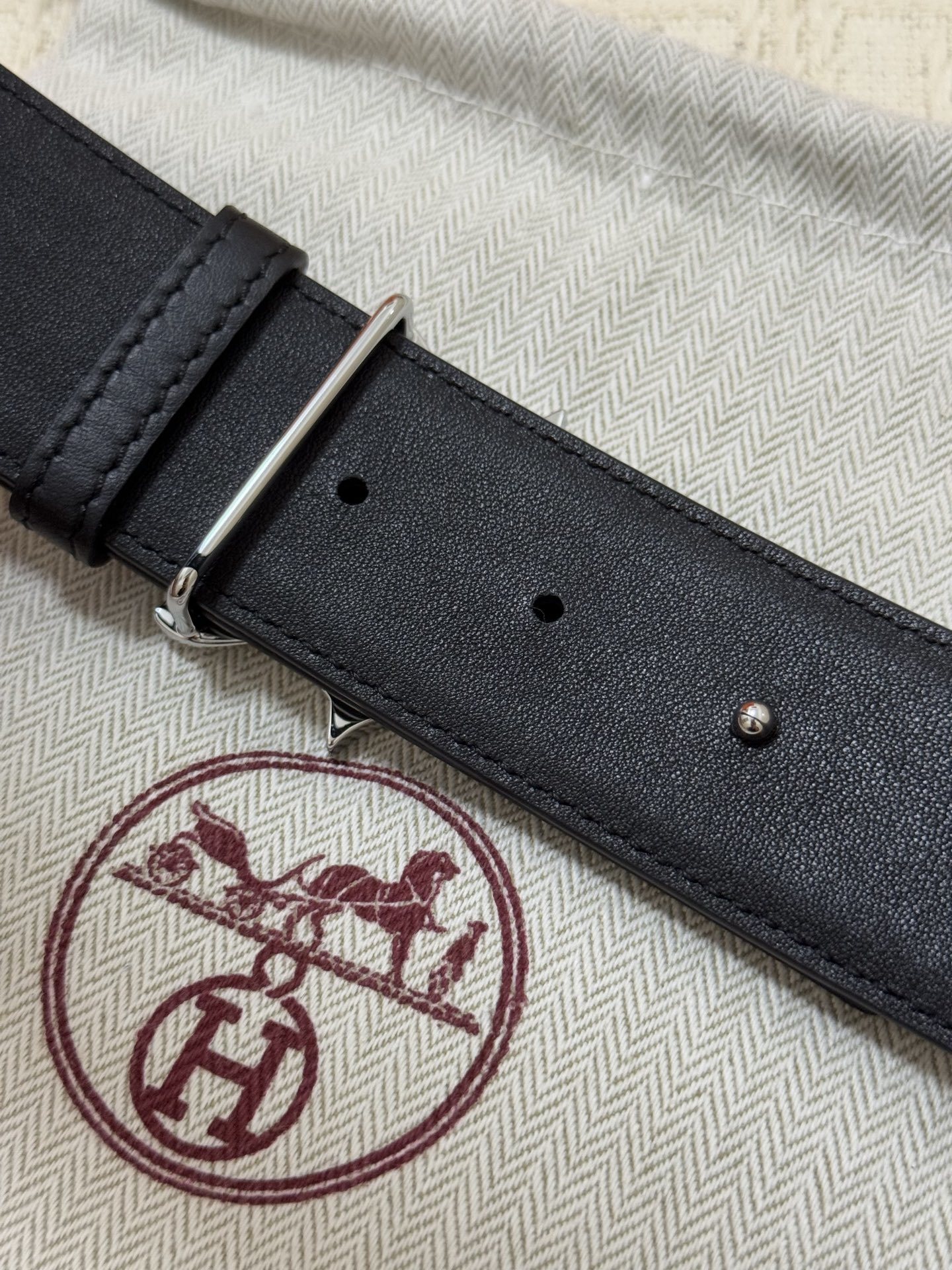 Hermes Men's Black Crocodile Leather Belt with Silver Horse Head