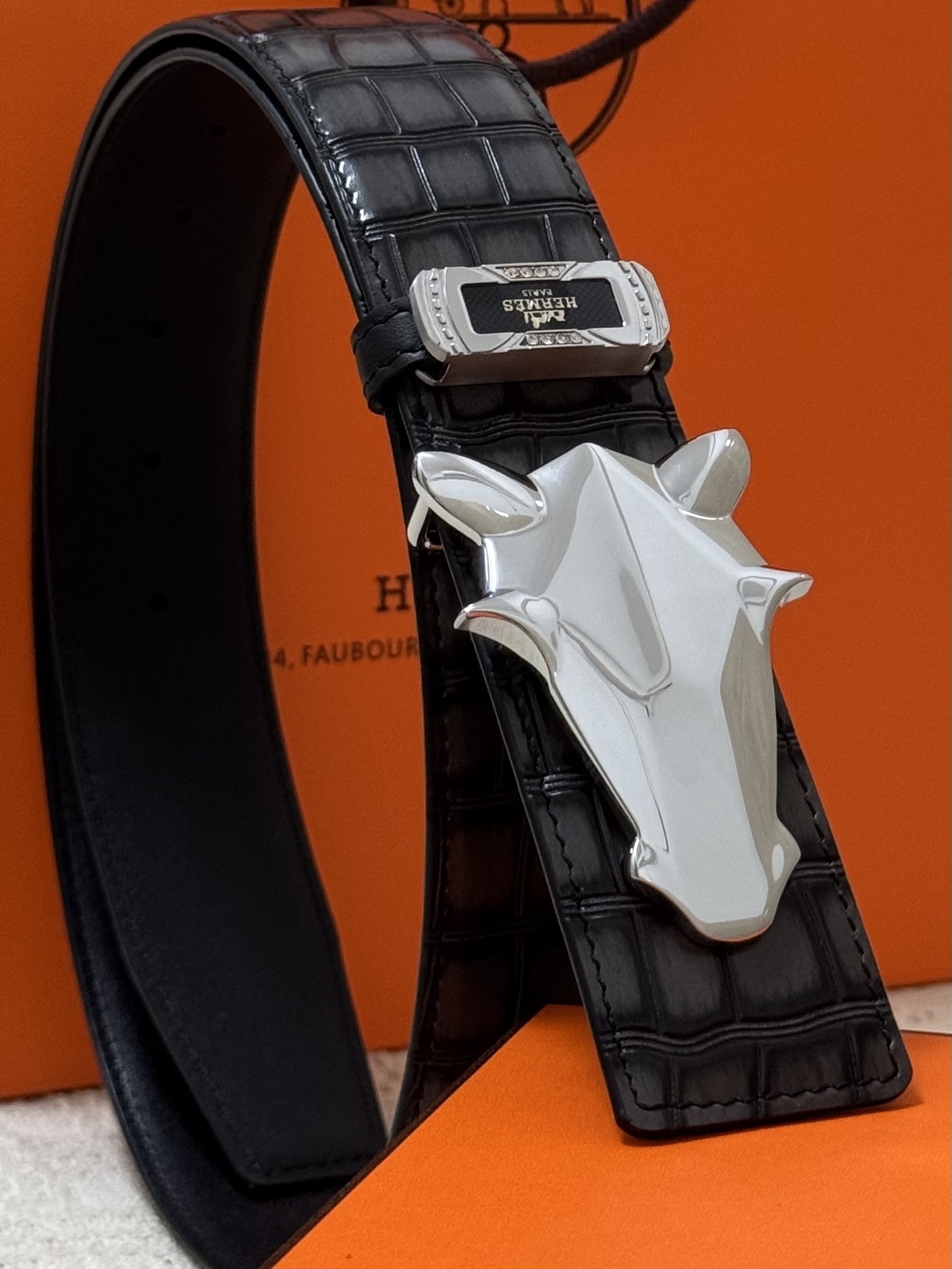Hermes Men’s Black Crocodile Leather Belt with Silver Horse Head