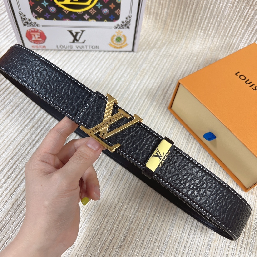 LV Men's Pebbled Leather Belt with Initial Buckle - Gold & Silver