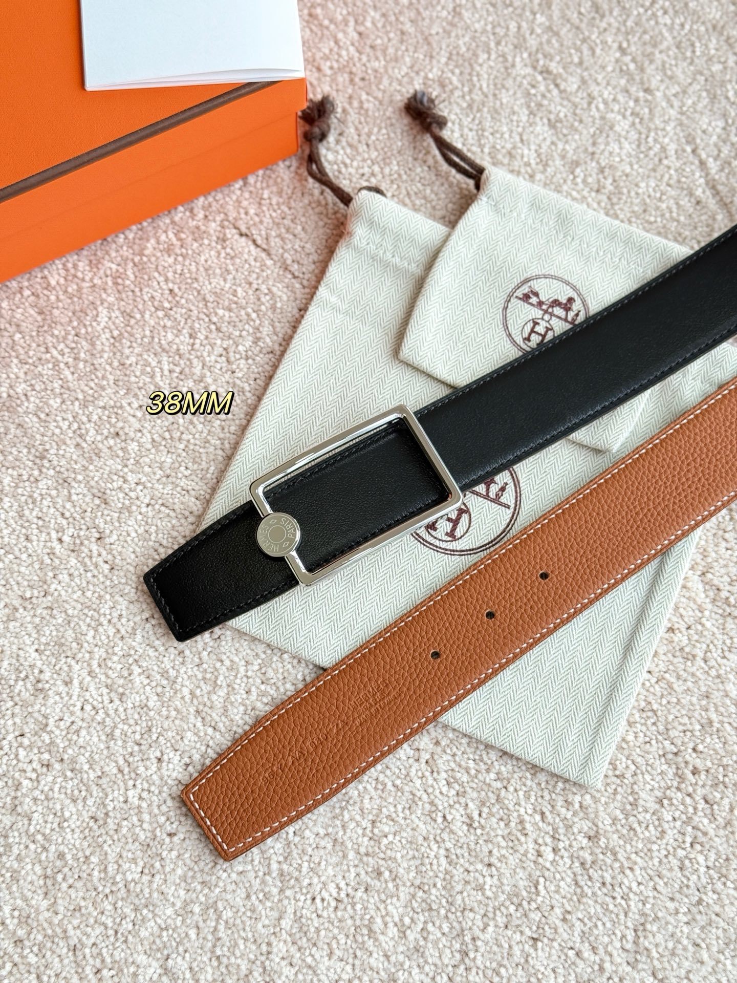 Hermès Oscar Belt Buckle & Reversible Leather Strap 38mm