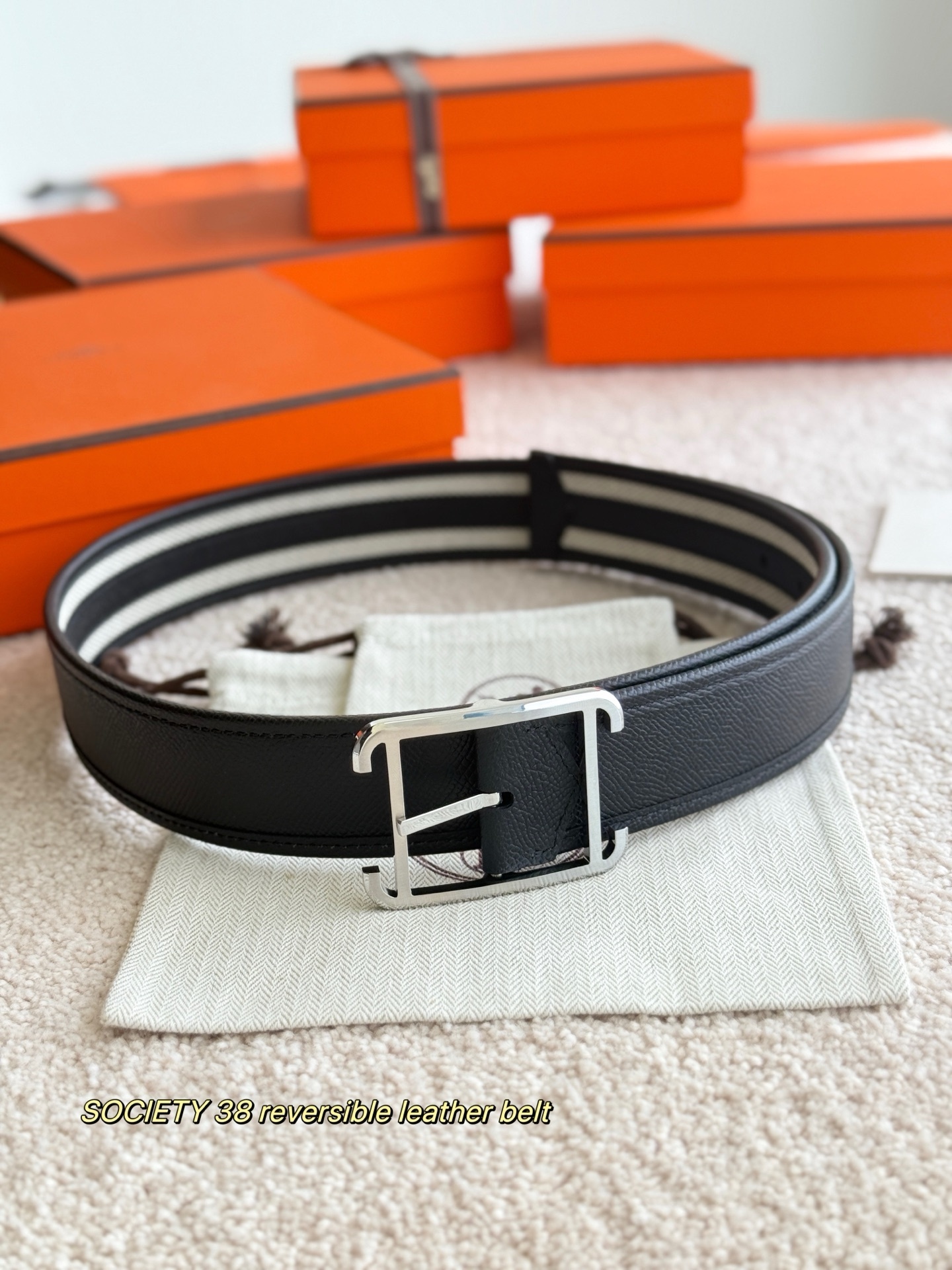 Hermès Society 38 Reversible Leather Belt - Men's Luxury Accessory