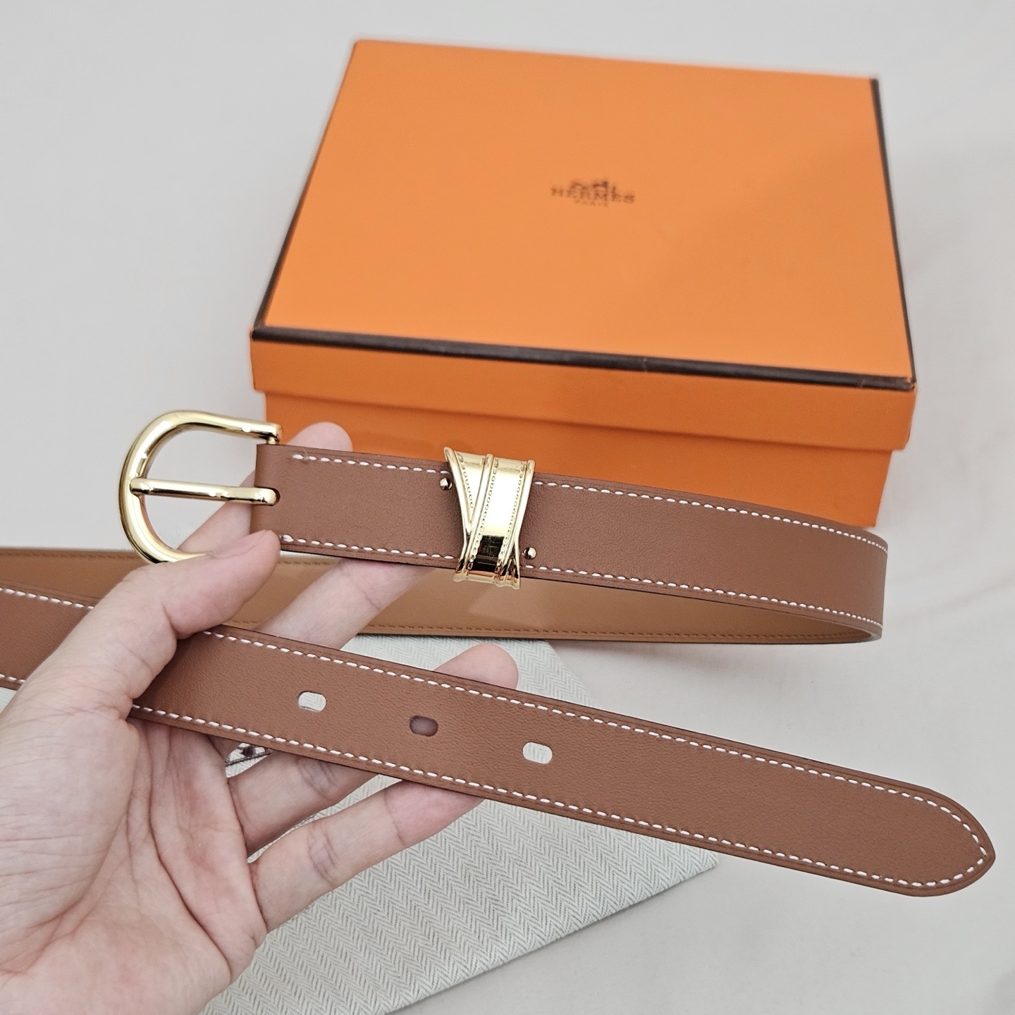 Hermes Women's Brown Leather Belt with Gold Buckle and Keeper