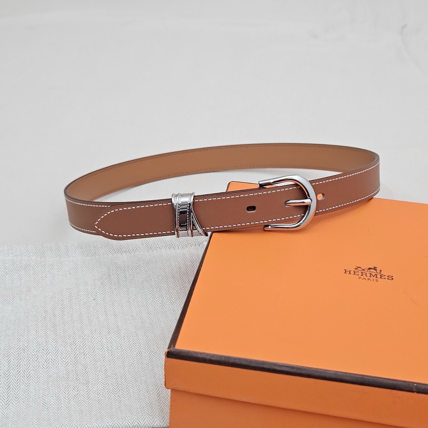 Hermès Slim Gold Leather Belt with Palladium Buckle & White Stitching