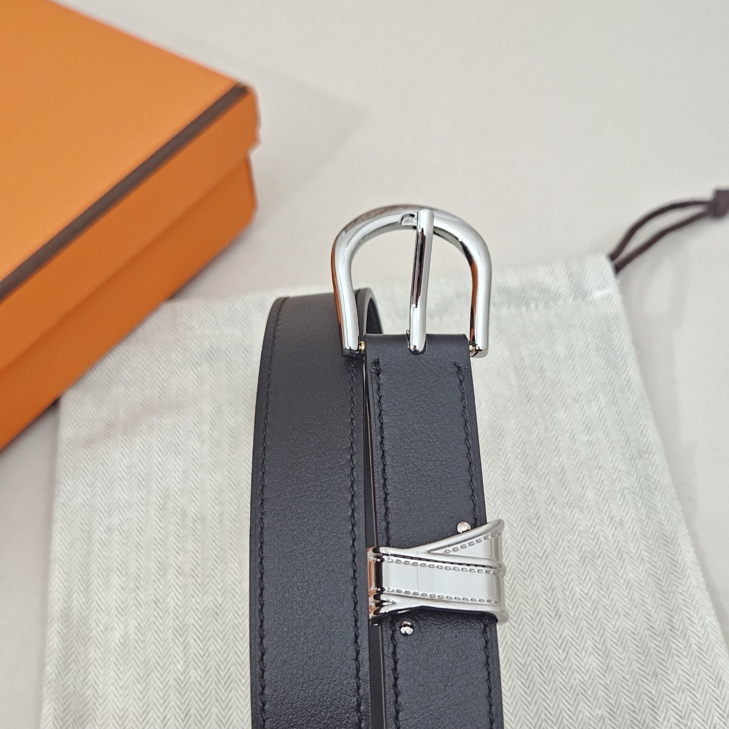 Hermes Men's Luxury Black Leather Belt - Silver-Tone Buckle