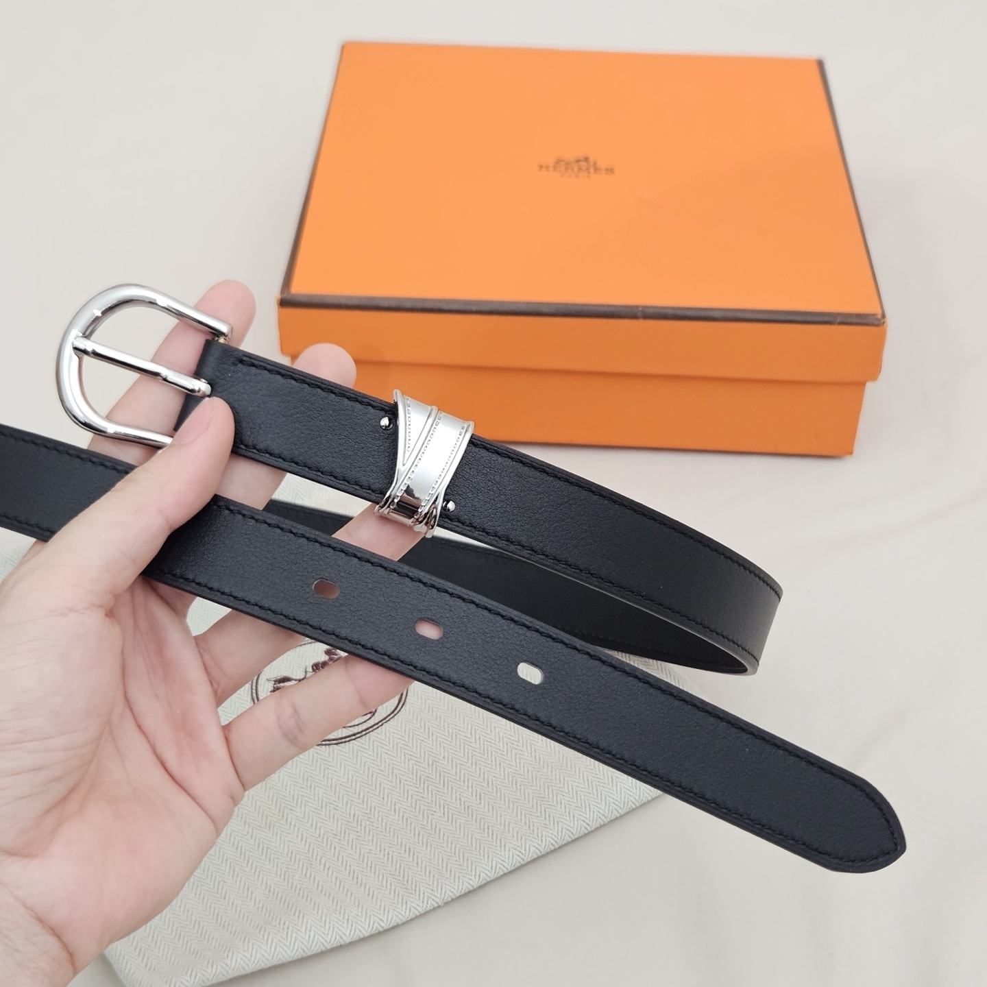 Hermes Men's Luxury Black Leather Belt - Silver-Tone Buckle