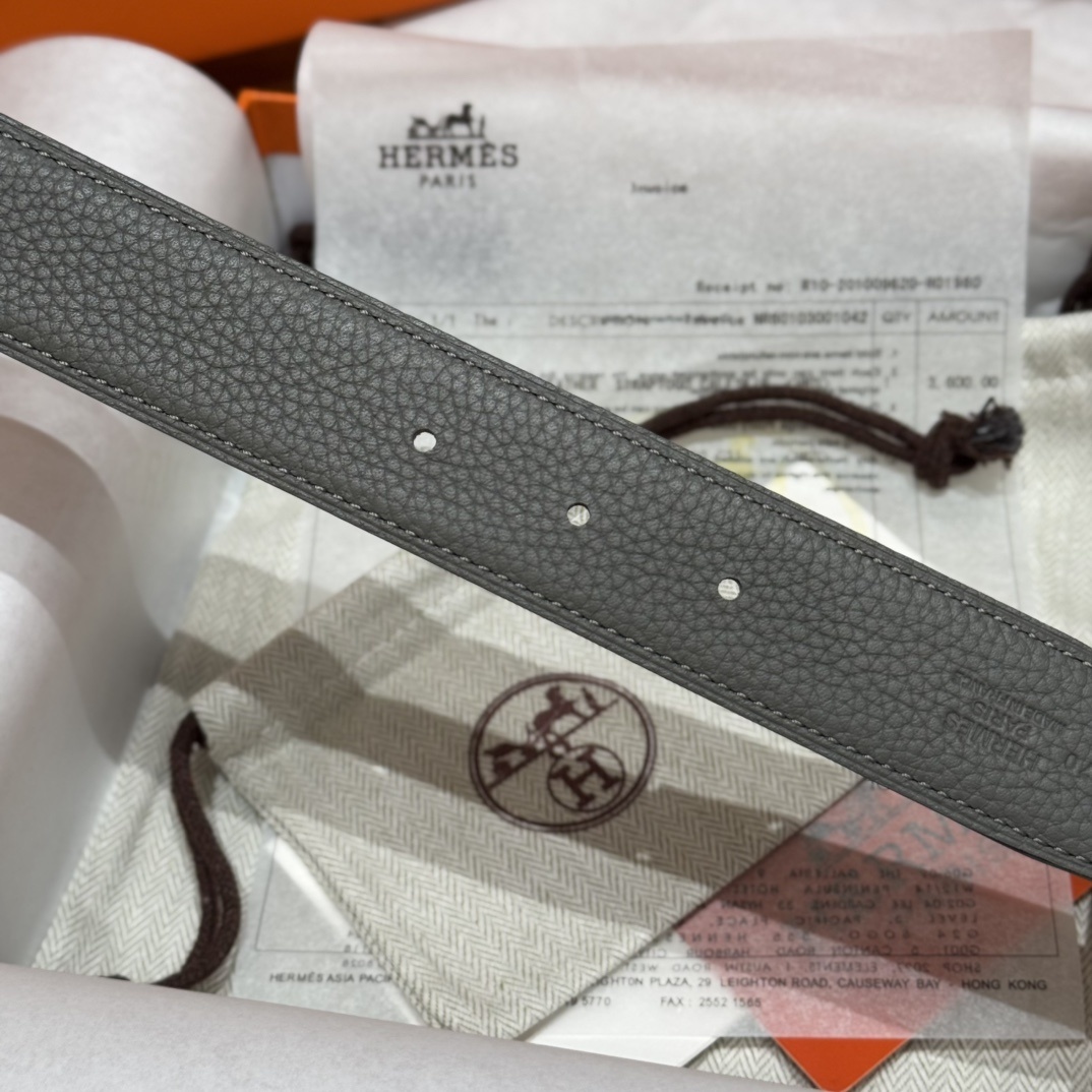 Hermès Reversible Leather Belt with Silver H Buckle - Grey/Black