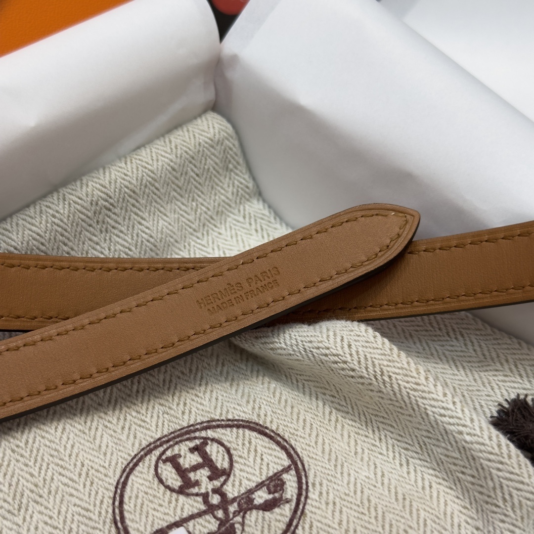 Luxury Red Epsom Leather Belt with Gold H Buckle for Women