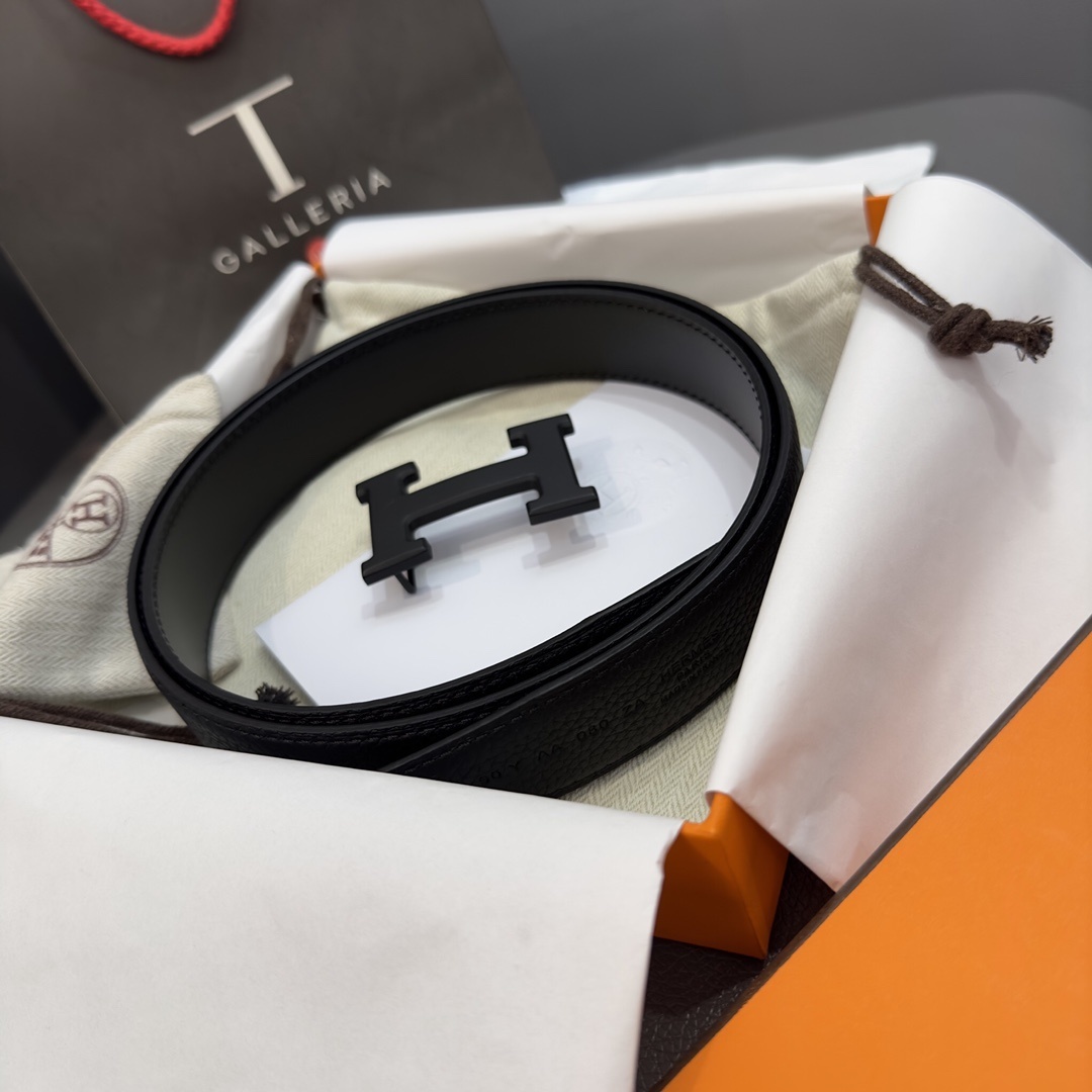 Hermes Men's Black Textured Leather Belt with Matte H Buckle