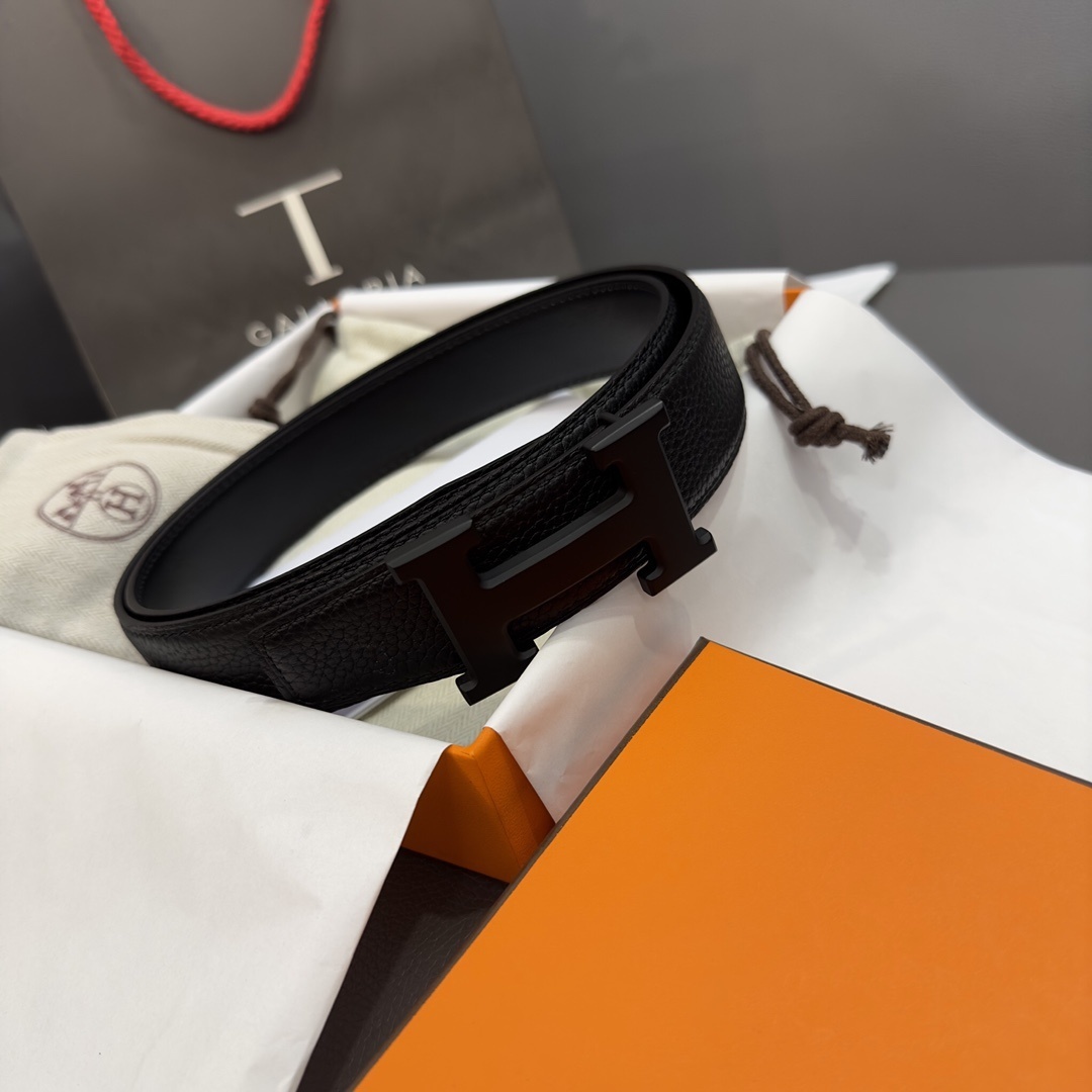 Hermes Men's Black Textured Leather Belt with Matte H Buckle