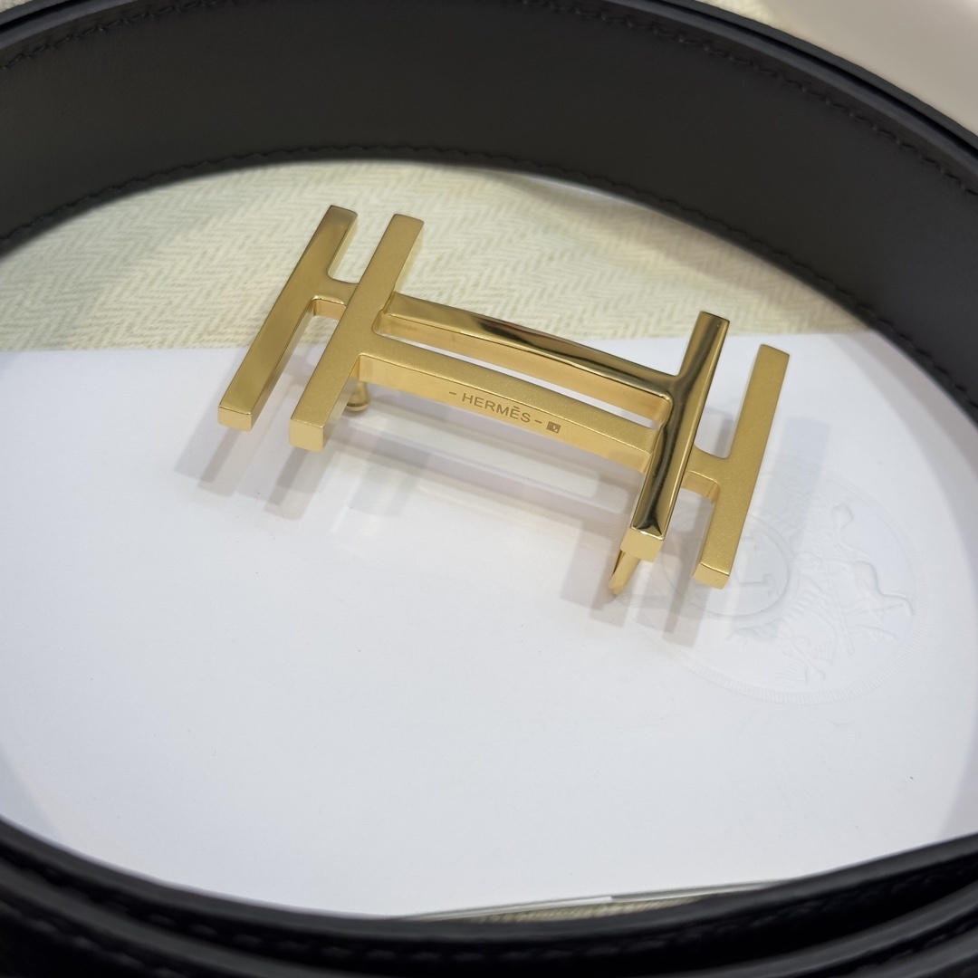 Hermès Men's Belt with Gold H Buckle - Black Grained Leather