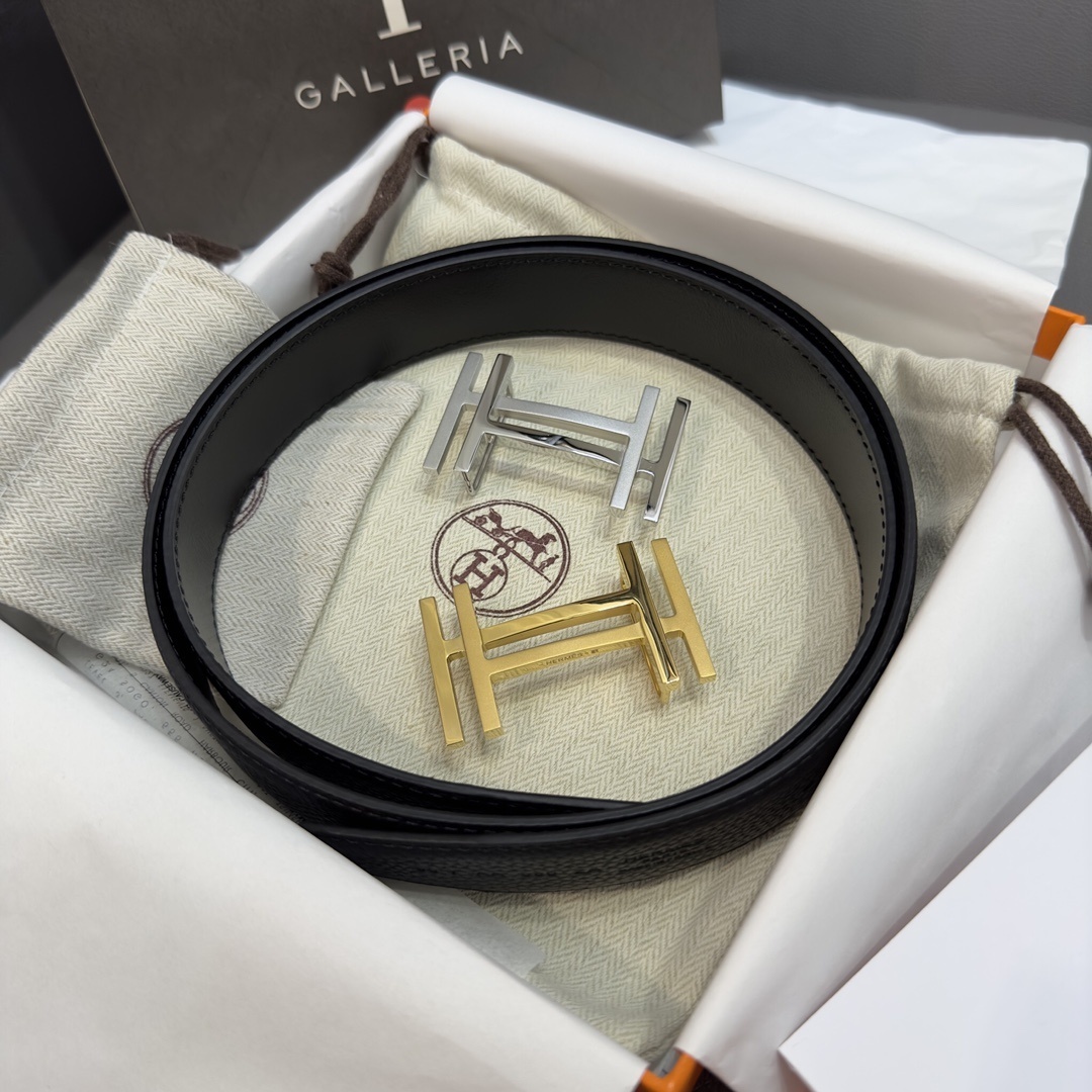 Hermès Men's Belt with Gold H Buckle - Black Grained Leather