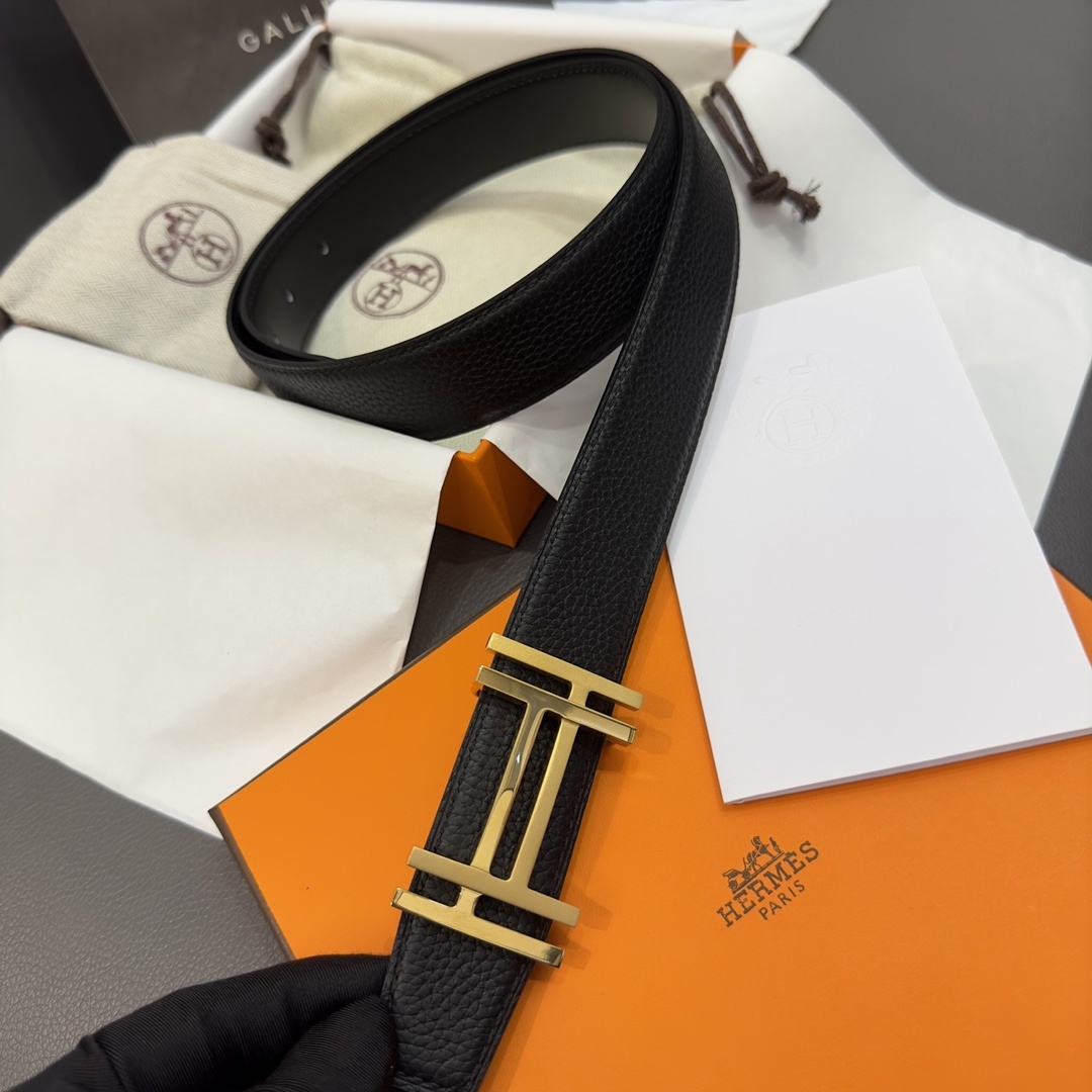 Hermès Men's Belt with Gold H Buckle - Black Grained Leather