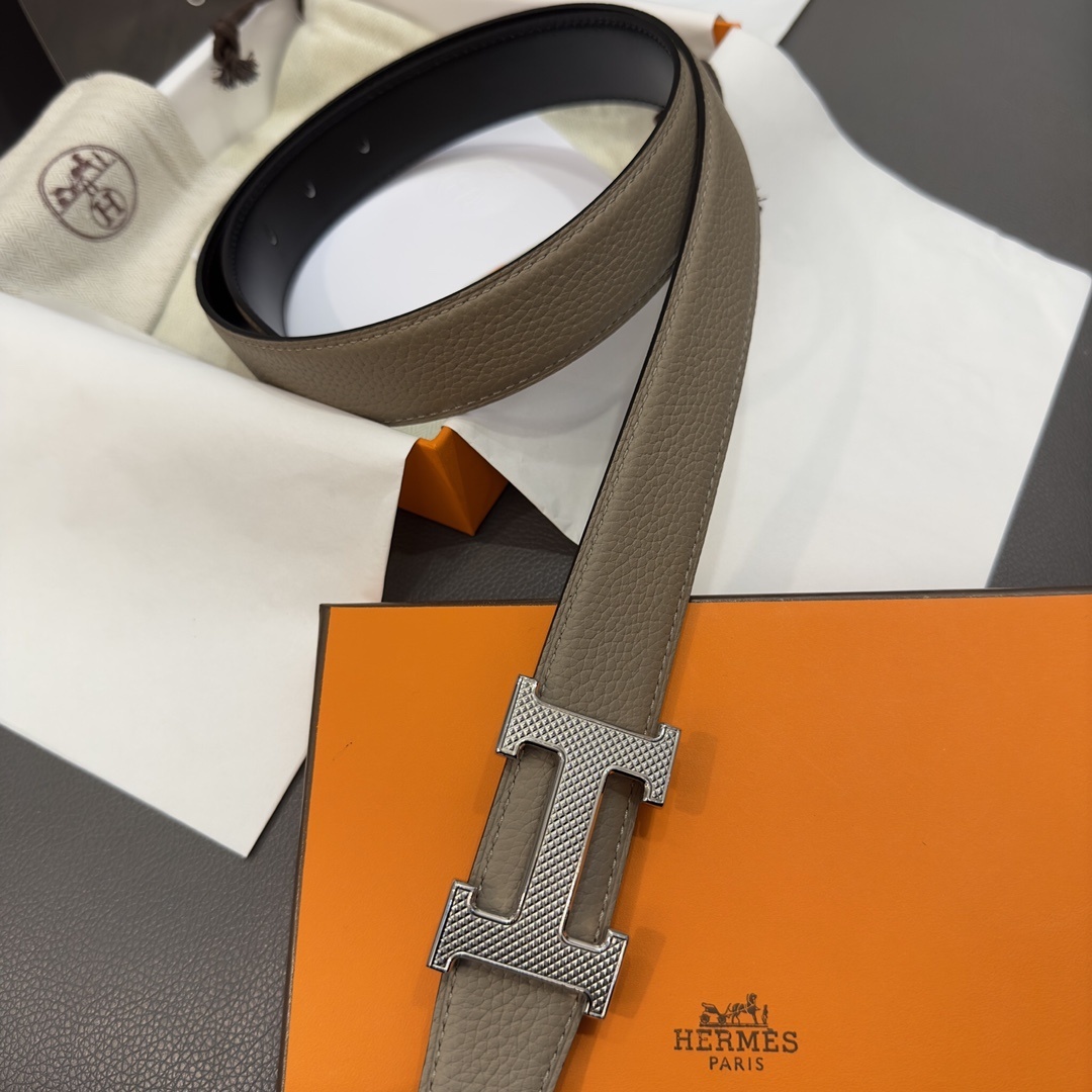 Hermes Reversible H Buckle Leather Belt - Etoupe and Black
