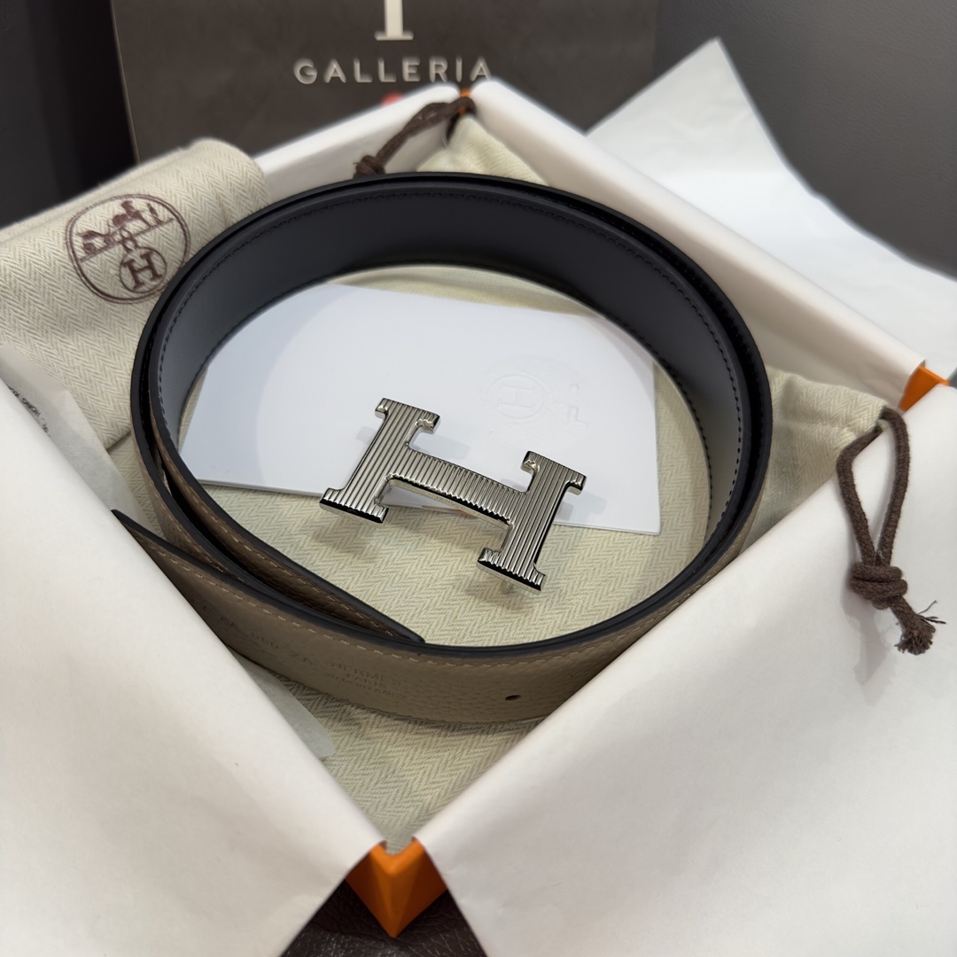 Hermes Reversible Leather Belt with Textured Silver H Buckle